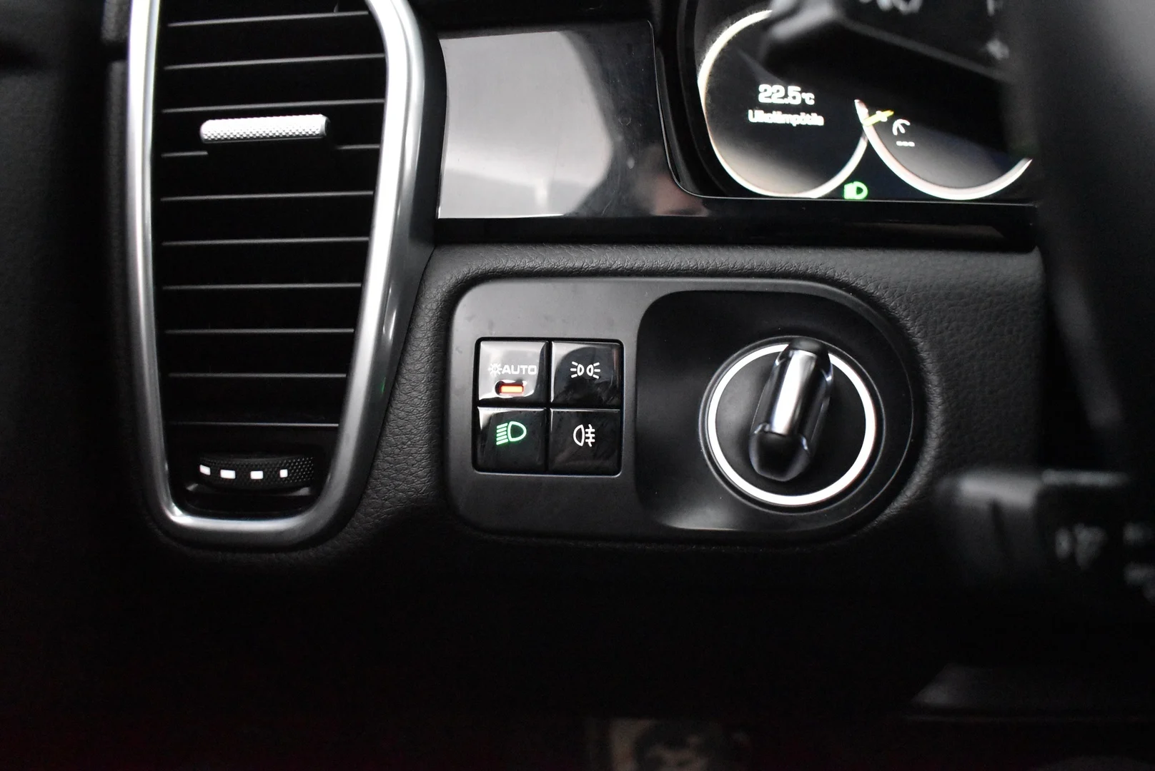 Car Image - OFViQaBzb7KNjGehXVQHg