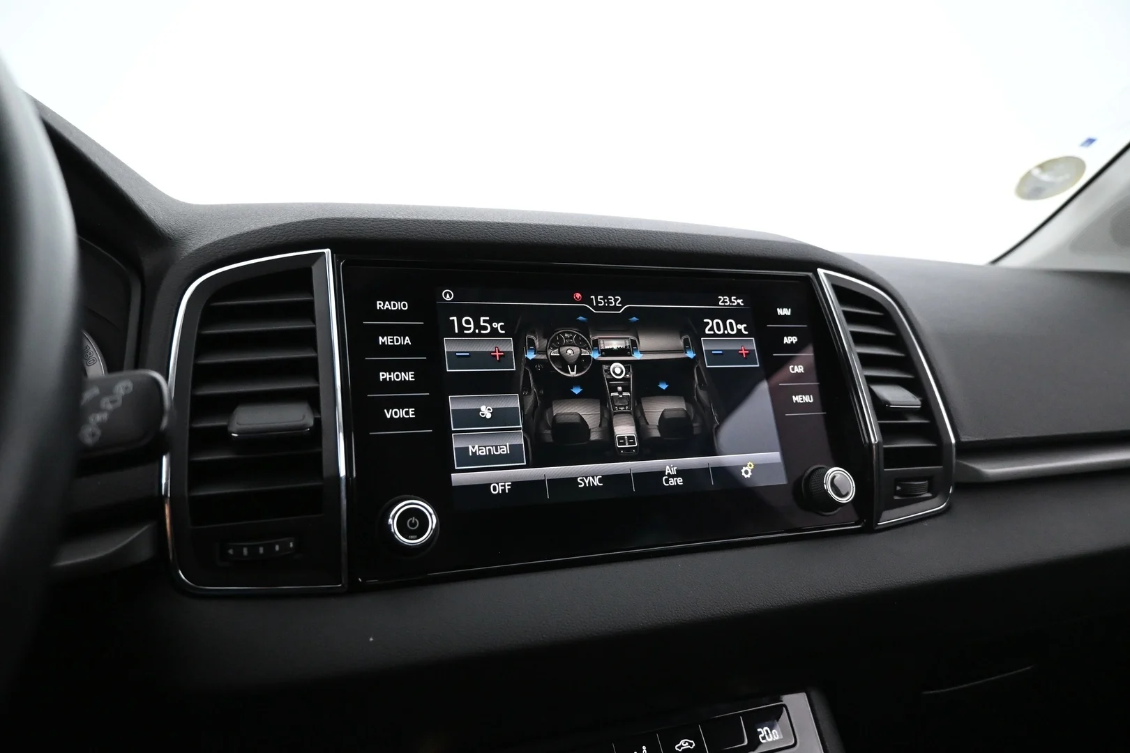 Car Image - 27ApwB9vBT6s1x1Sry2OyV