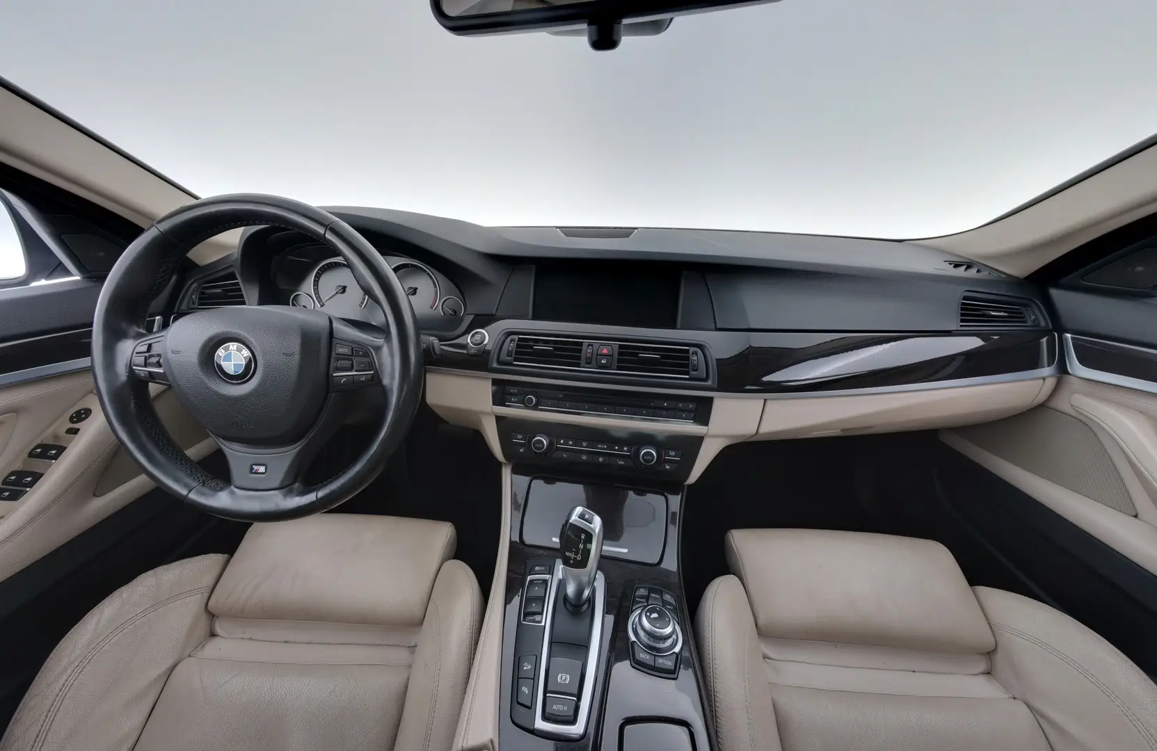 Car Image - 5DO3l30c8ctSOslON5KfWv