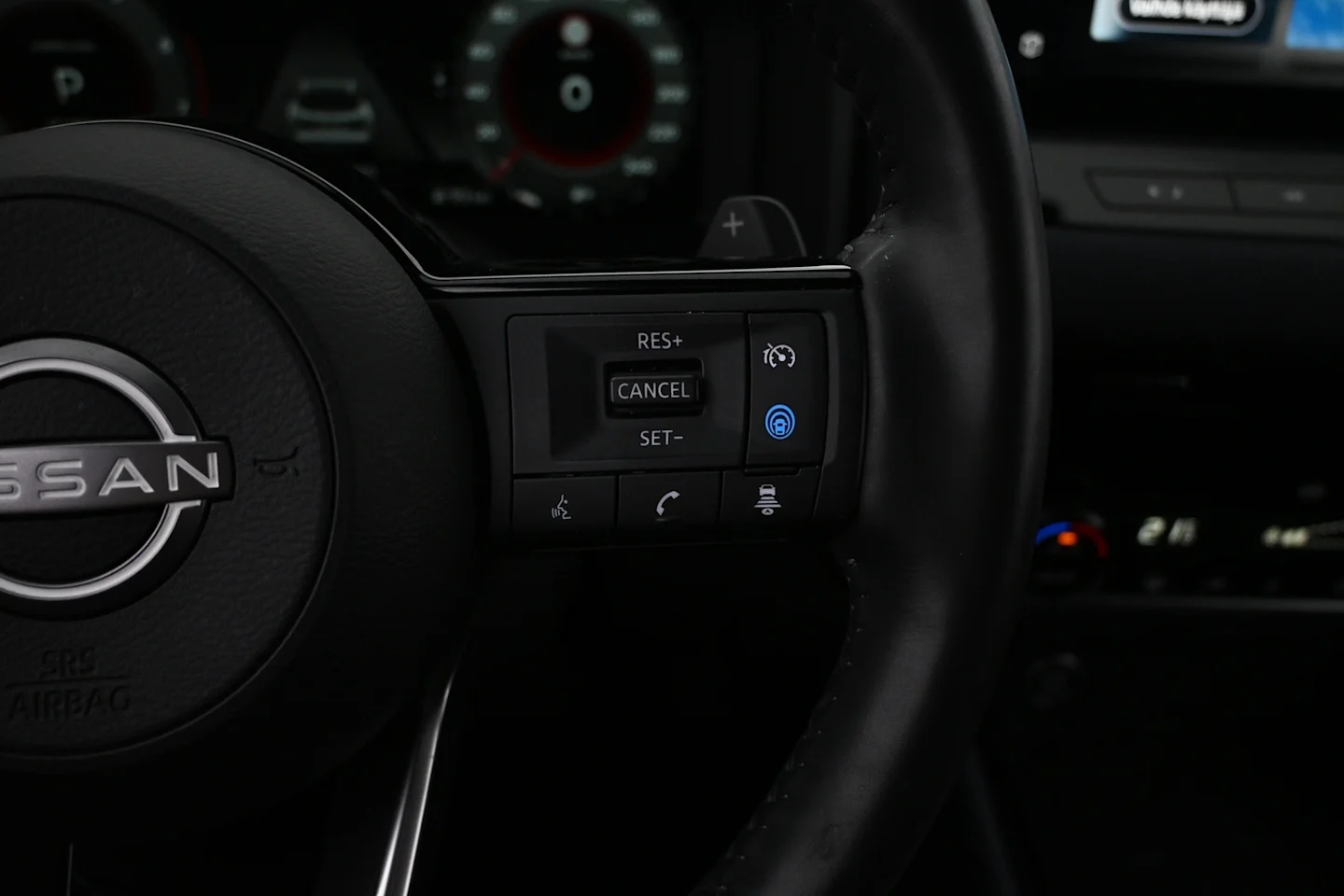 Car Image - 4Q7SagDdJLOwNLMTN8dq5o