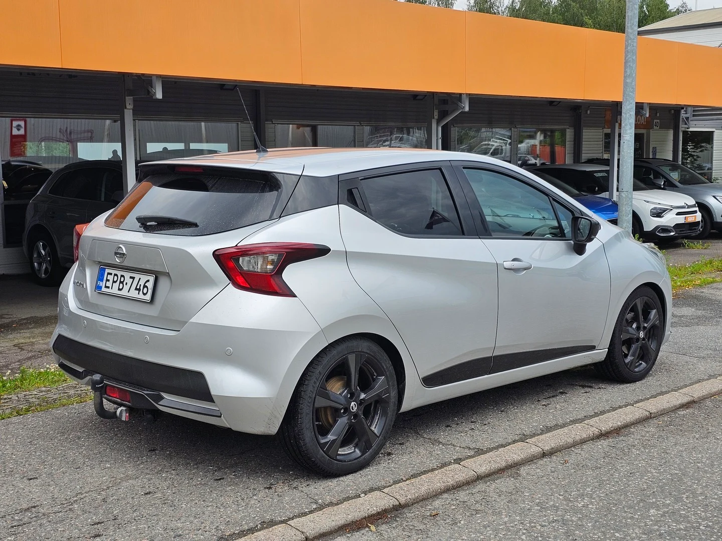Car Image - 69BDIVJZiUCCIbjfptq7mb