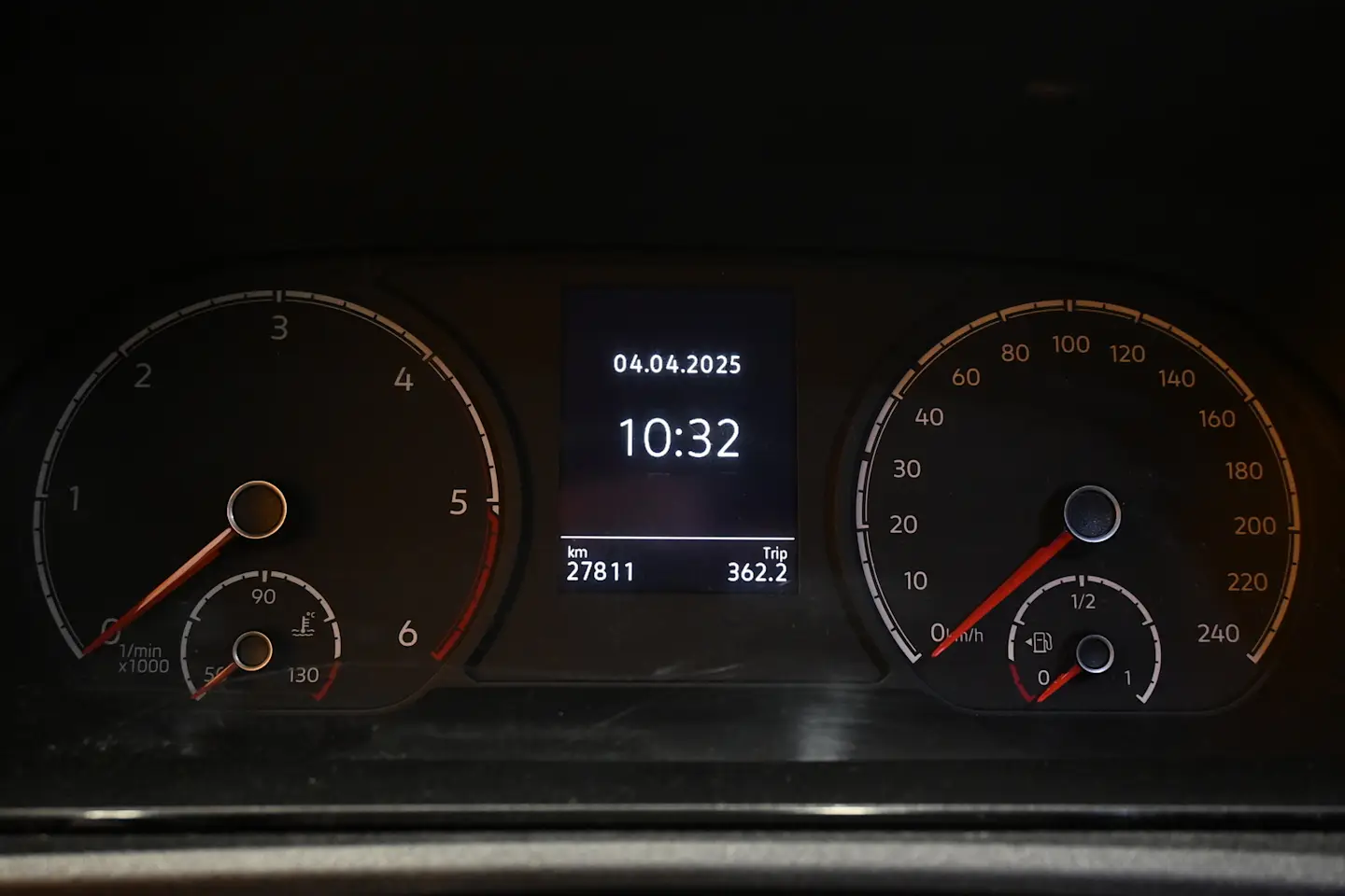 Car Image - 7hkx0H0P9CJYX2jg3IoiO1