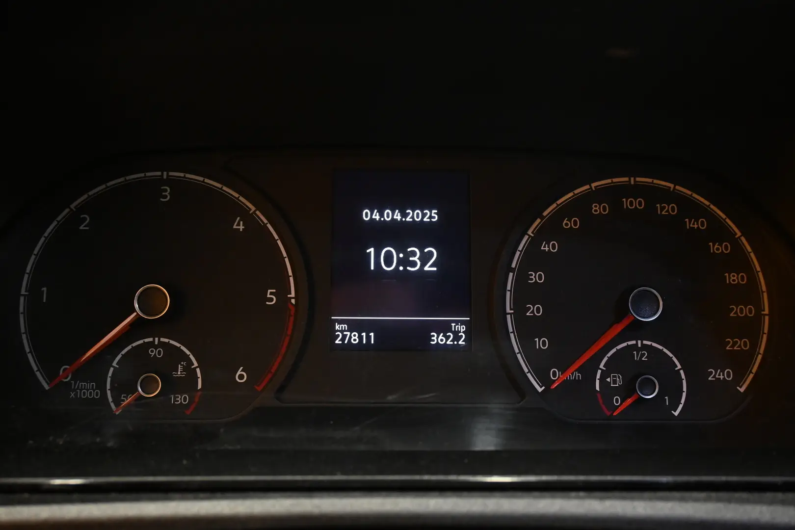 Car Image - 7hkx0H0P9CJYX2jg3IoiO1