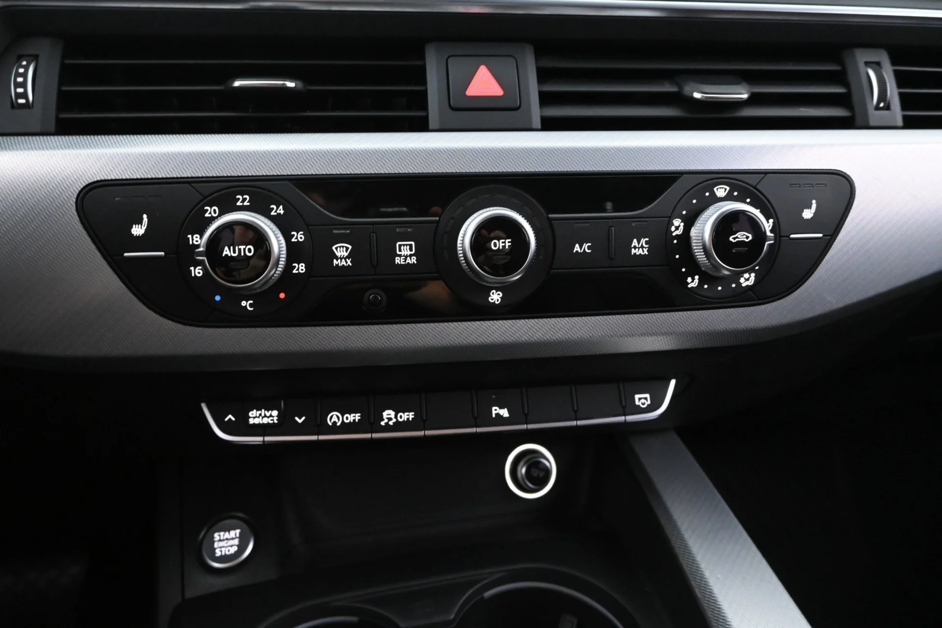 Car Image - 2A1Rk5YV7nTIVQNIiacGlt