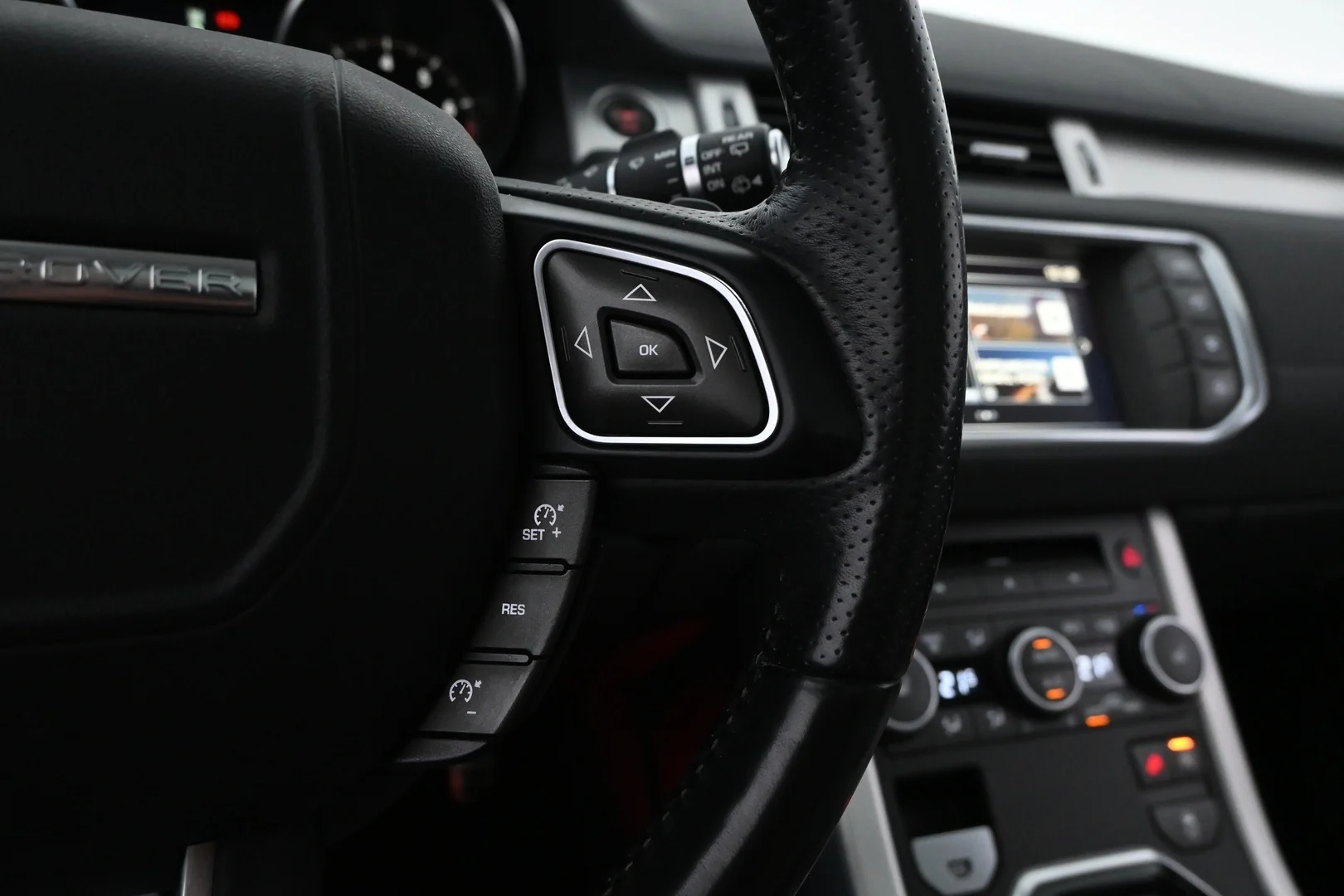 Car Image - 78bjuoOceWZ54j50eY0VxE