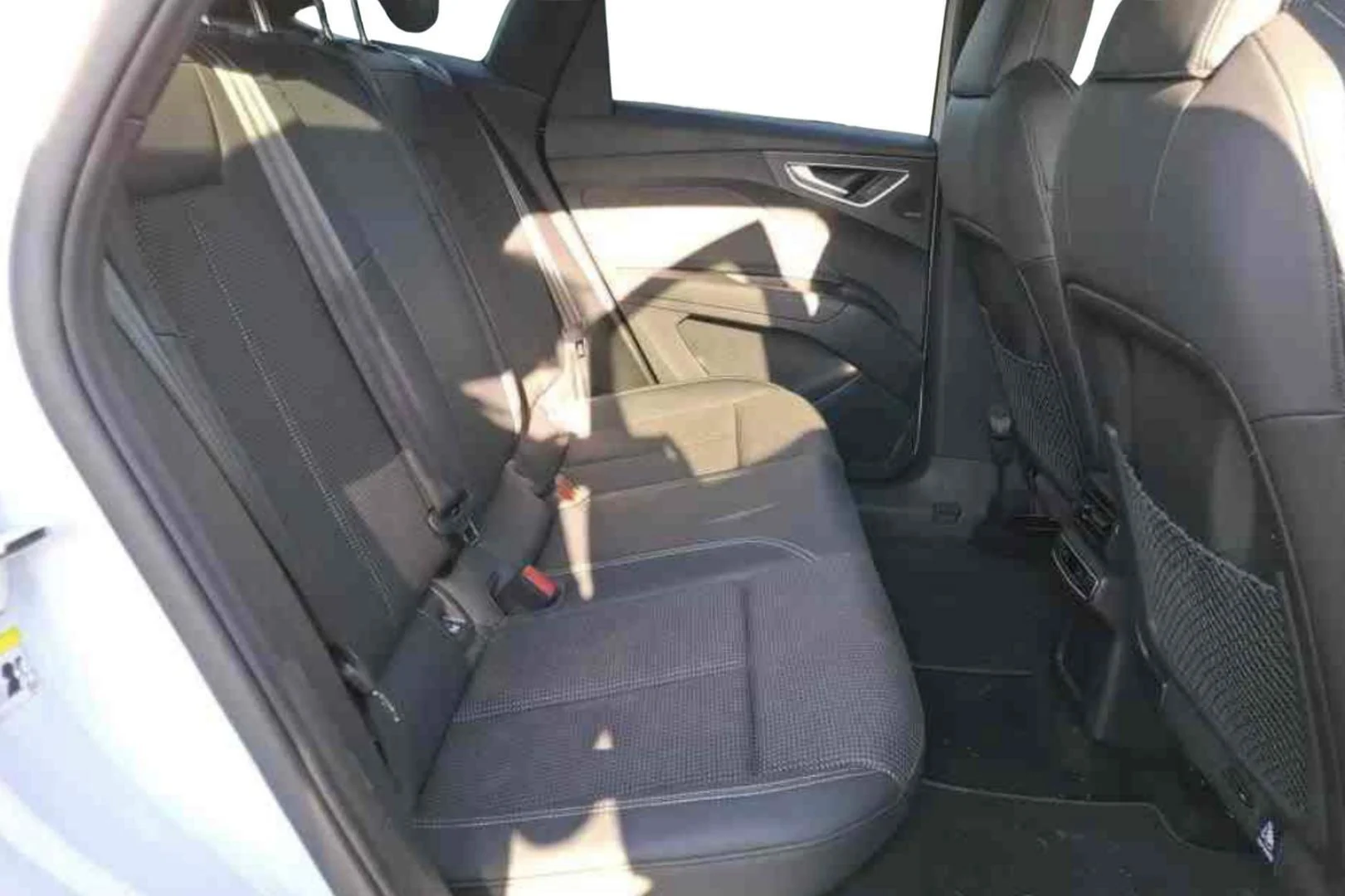Car Image - 47AIKJb2jTyHRXtb4bg5C6