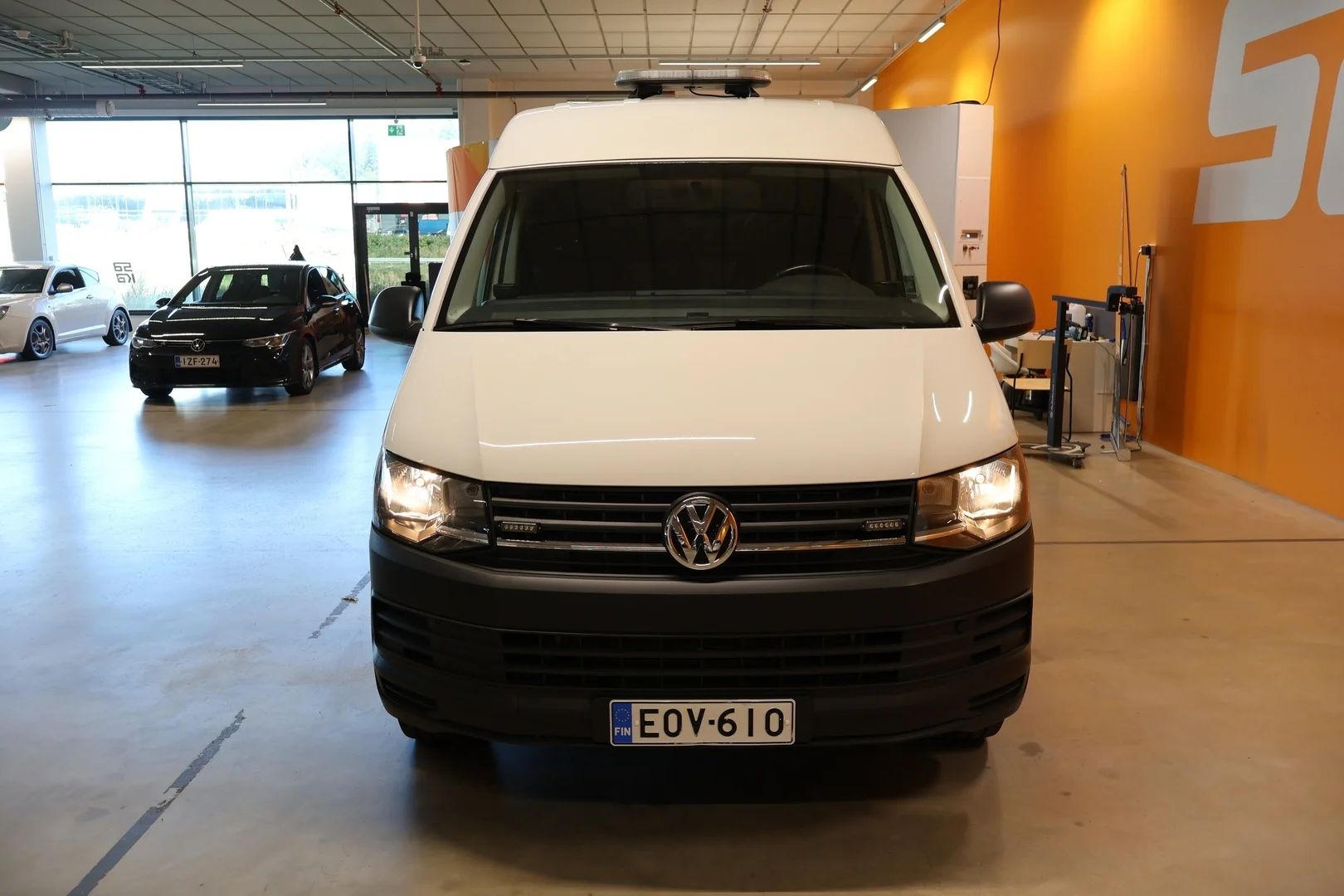 Car Image - 1Edraztgge8INnCCDYbMo8