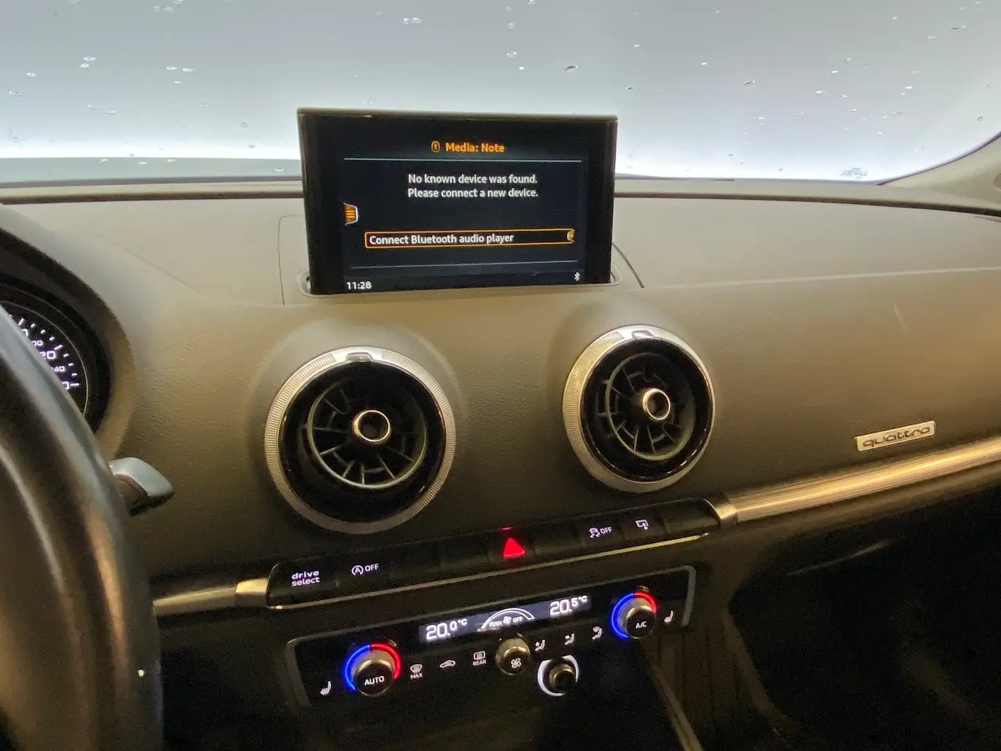 Car Image - 147eS9S4nofgzw5k9M01KX