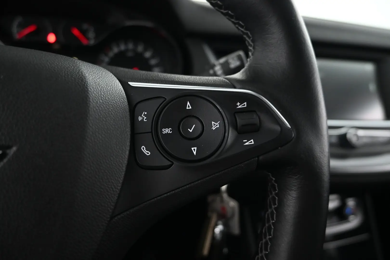 Car Image - 3XTe5u854KaV1hoi4eLIH