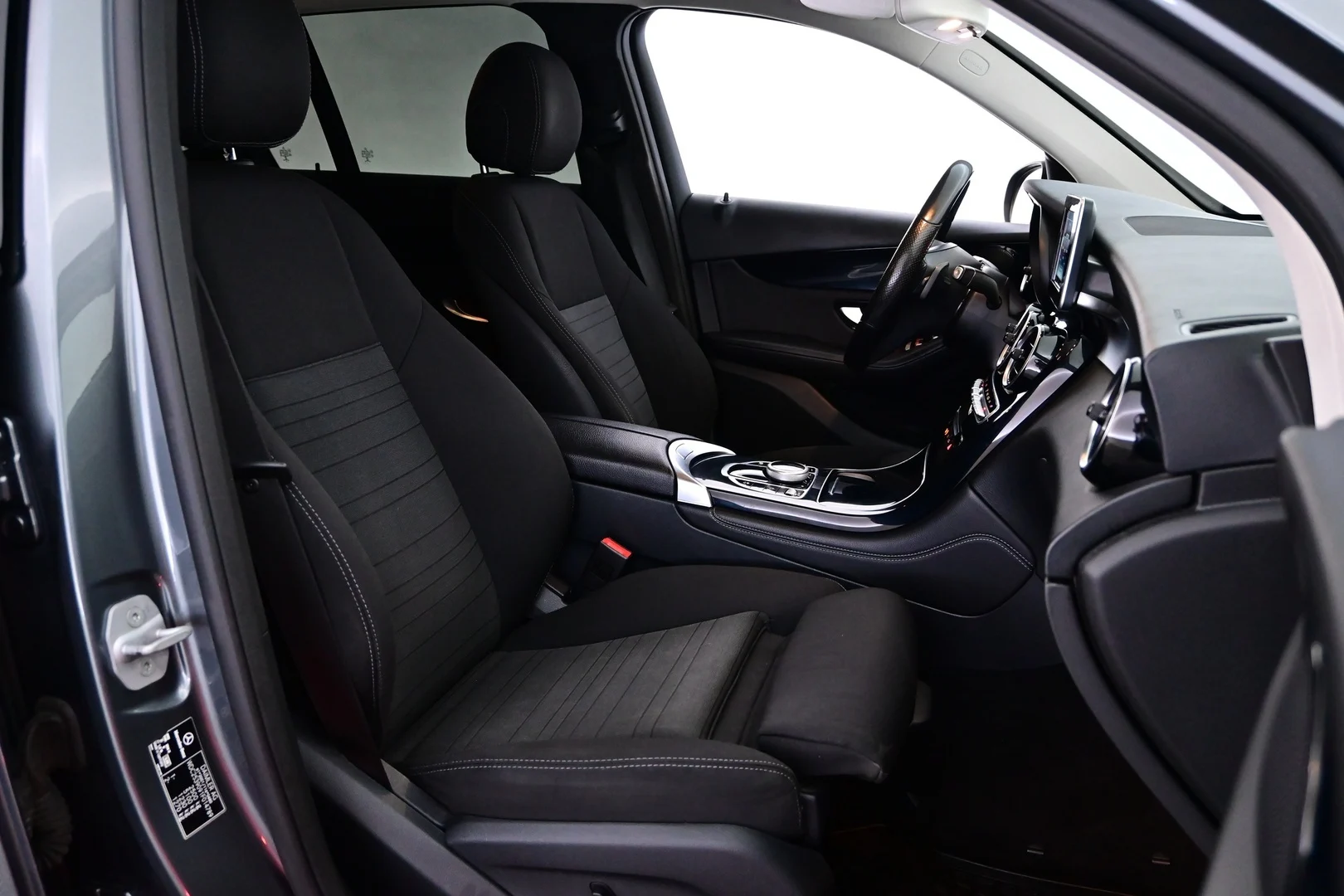 Car Image - 7jJPBiuL32h0RpmhNes7sJ