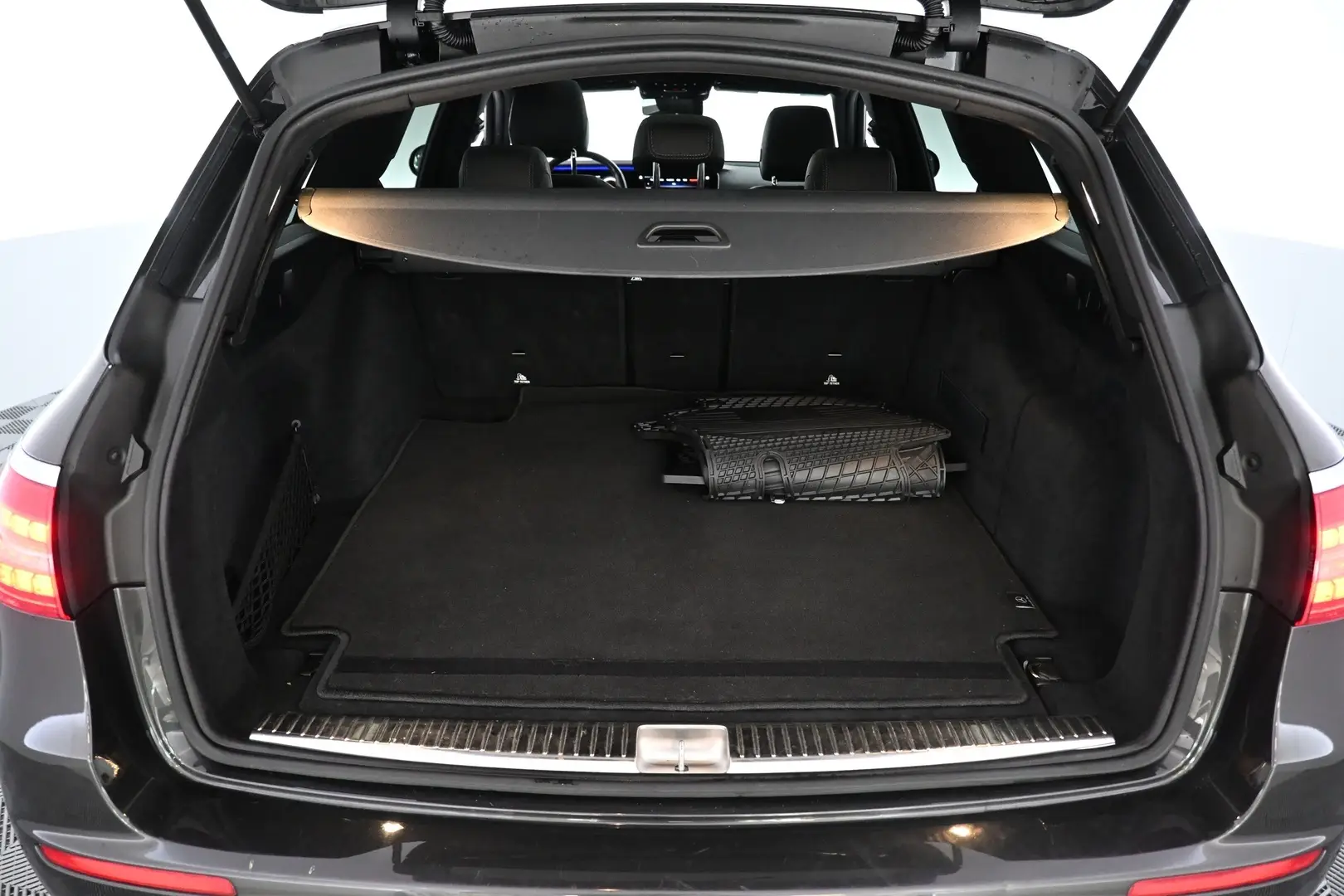 Car Image - 4CceUlSxhC6vLzOFDiMZWm