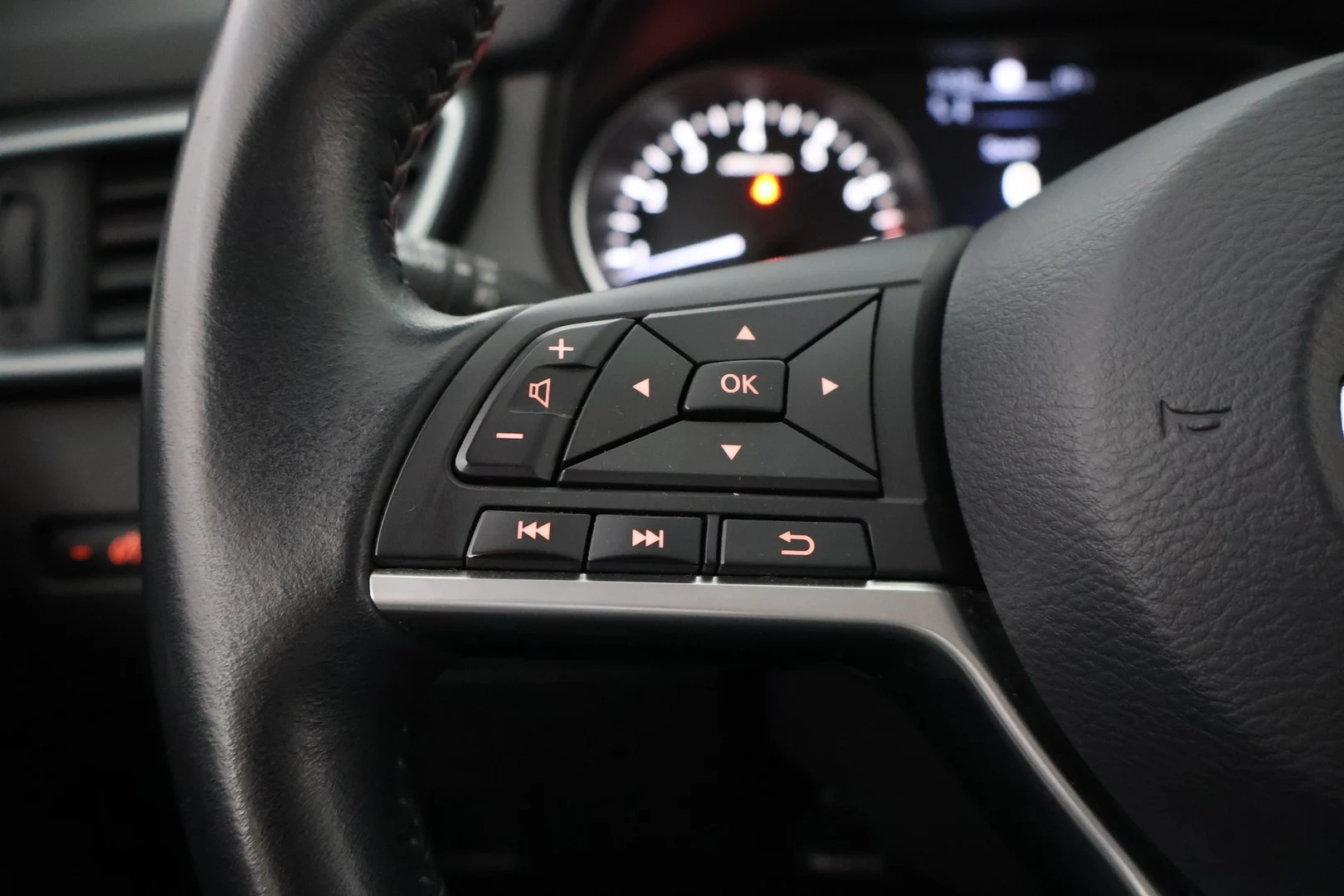 Car Image - UKvlaD5wFtkTEiru5hYep