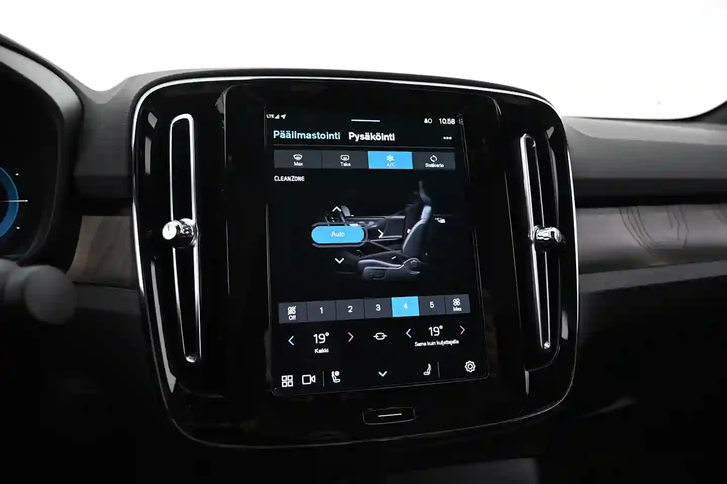 Car Image - 6UKbuzITK4E8LCB9dkqlAw