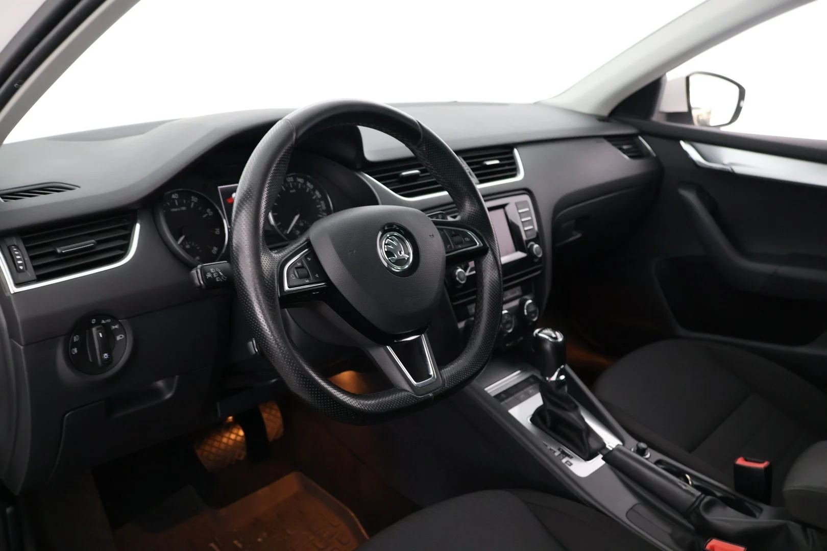 Car Image - 5ekB0ufms4yAJPWe50Z1uF