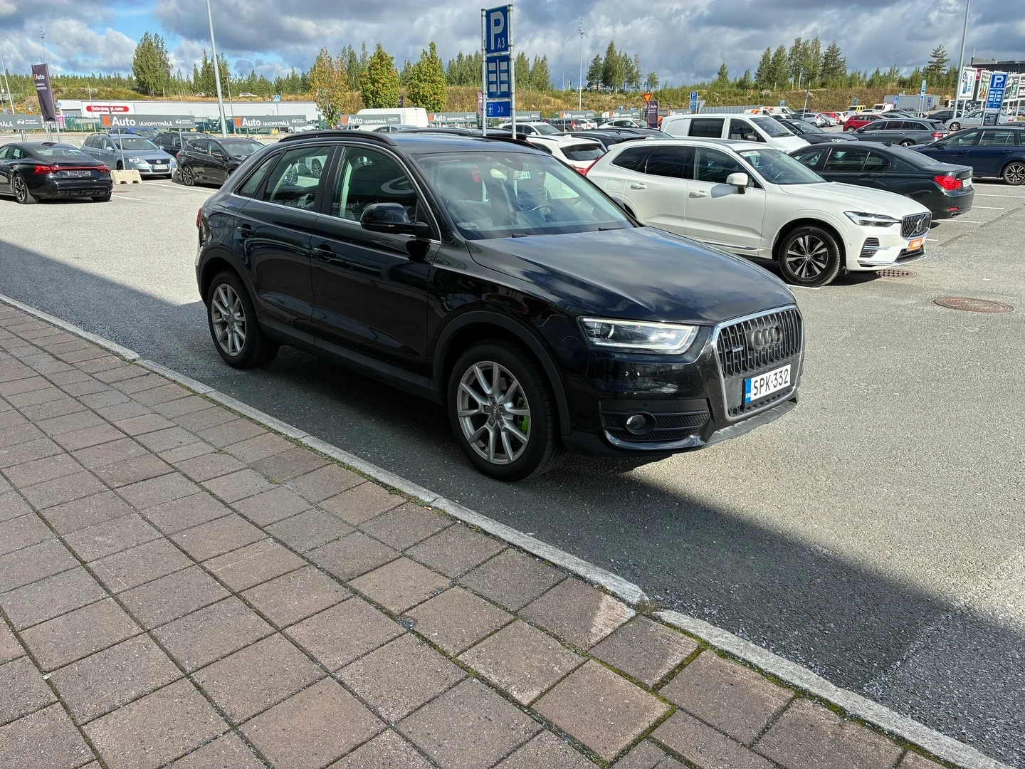 Car Image - 1EZY9pSjdKjZfmGixByUut
