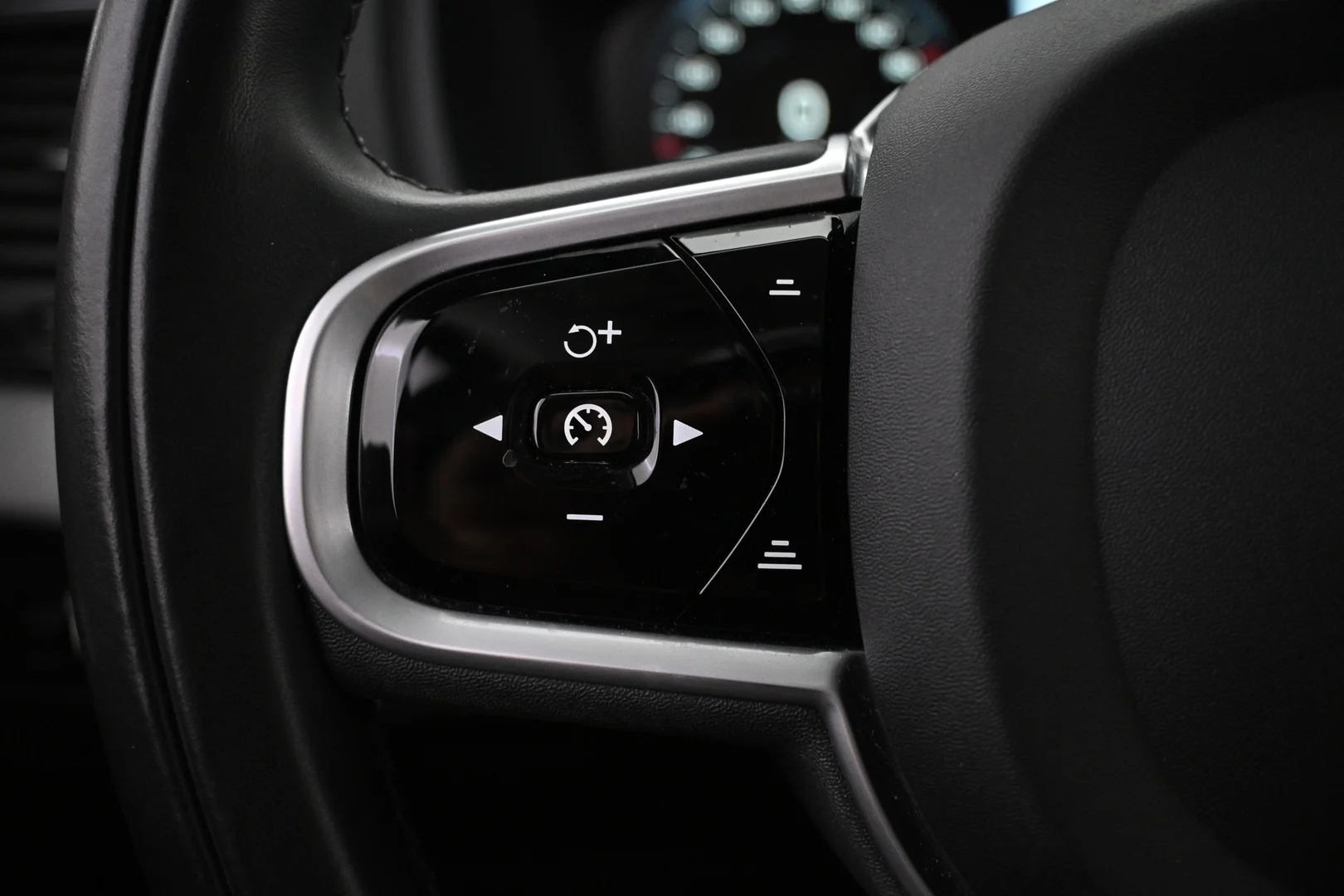 Car Image - 2nmVslyYfYRVBiDCM0o4pp