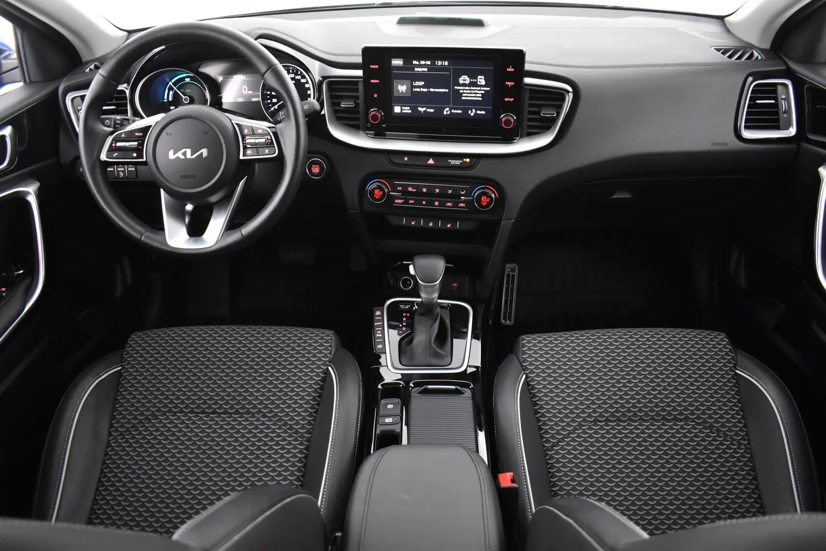 Car Image - 5eH8yv9Fc7bZ6po3nywrpv