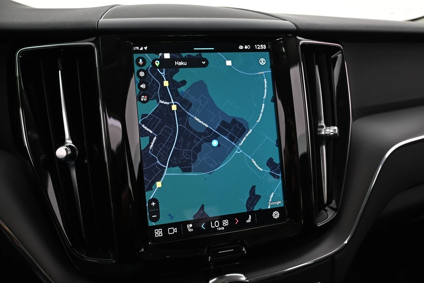 Car Image - 39lphmY5GKgzL99d33mx90