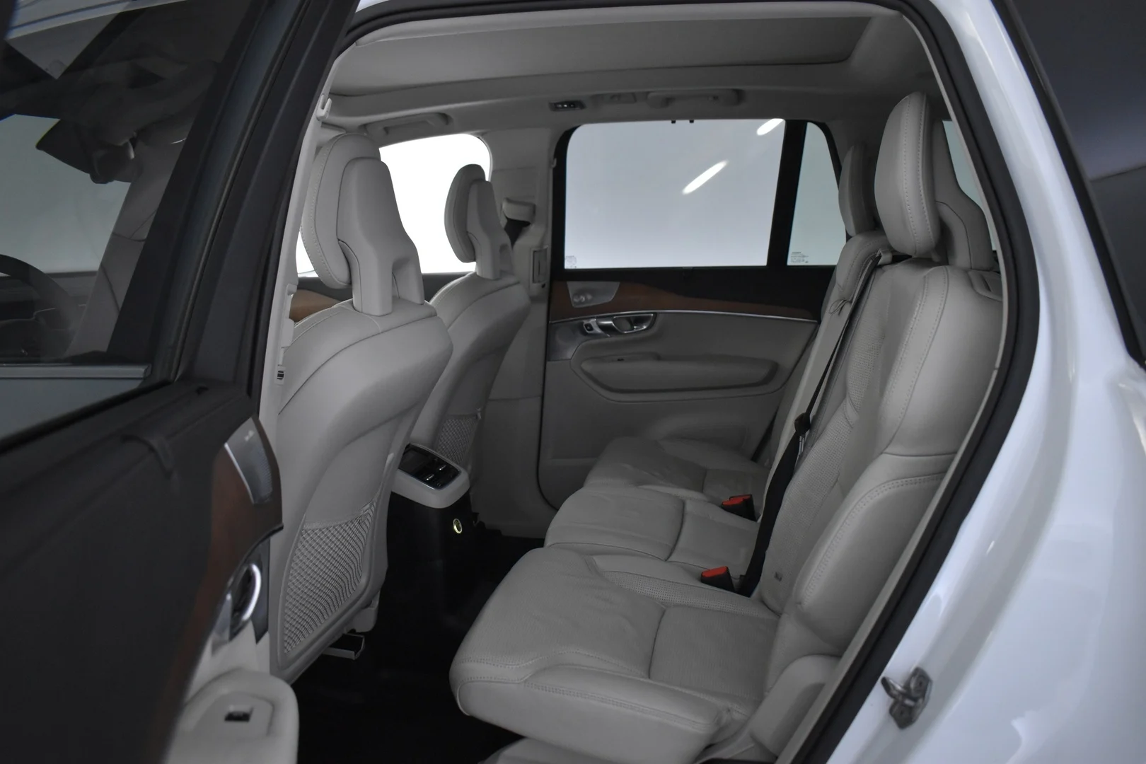 Car Image - 6lDUVlJkRfNjHZC1cp2RIk