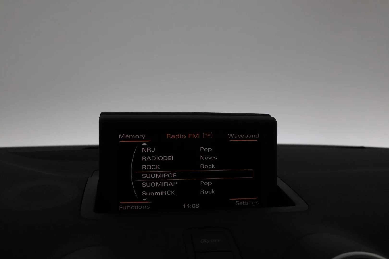 Car Image - 266kgupR6Y30pQvMbKJ6Ld