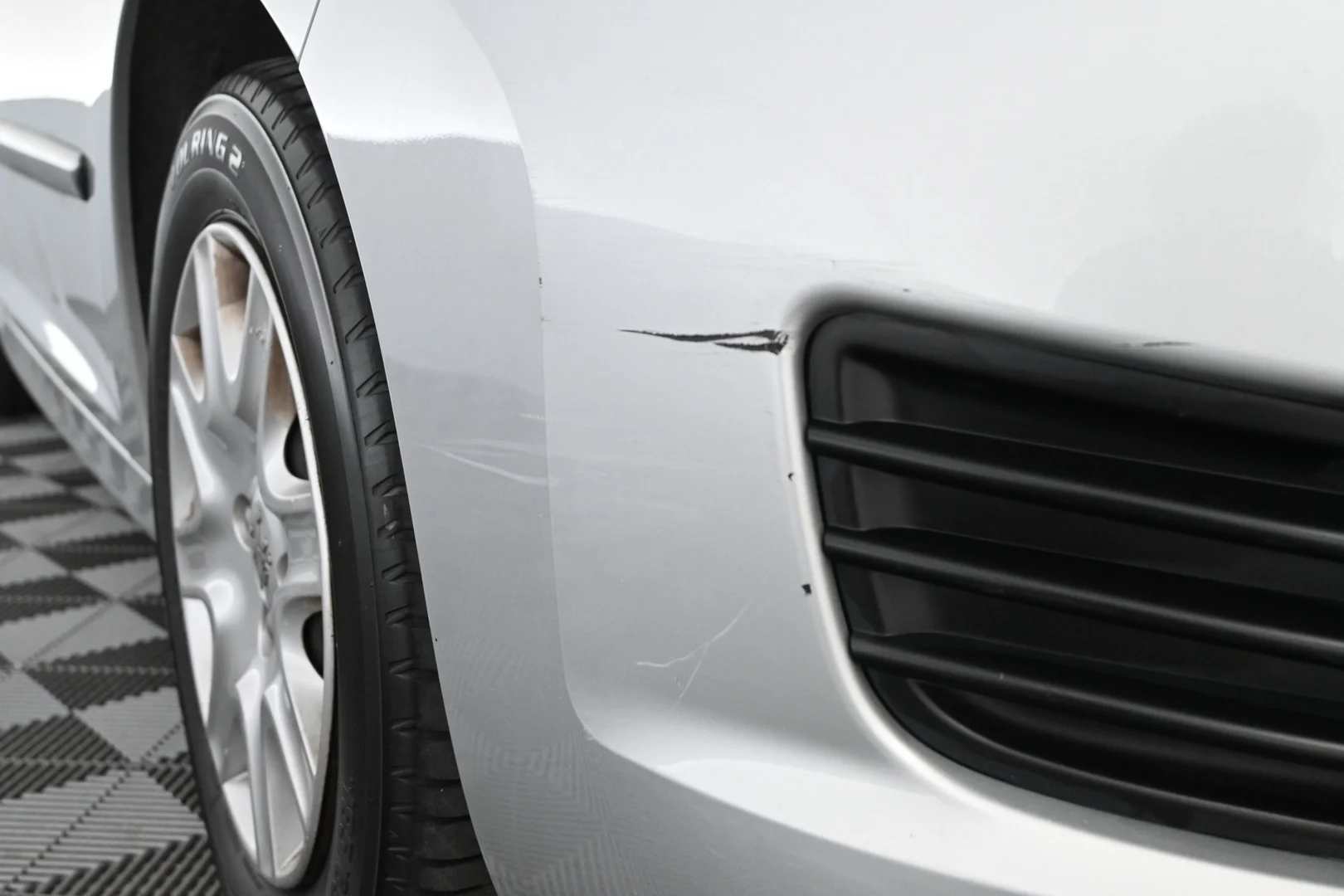 Car Image - 4YhIM3jfJrkYlq1GFWMejK