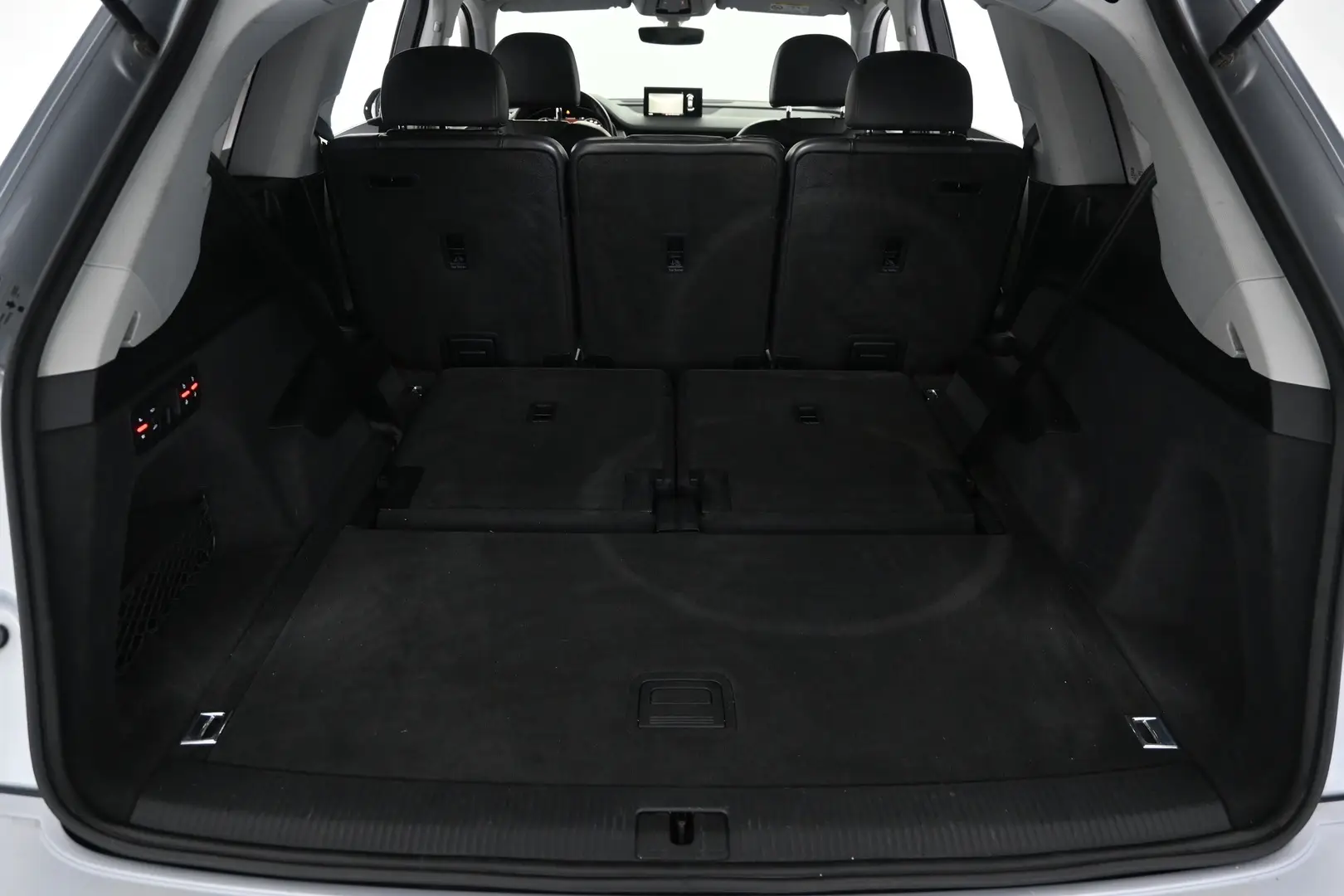 Car Image - 65Um2n2yoVvUtpGWHJYpfe