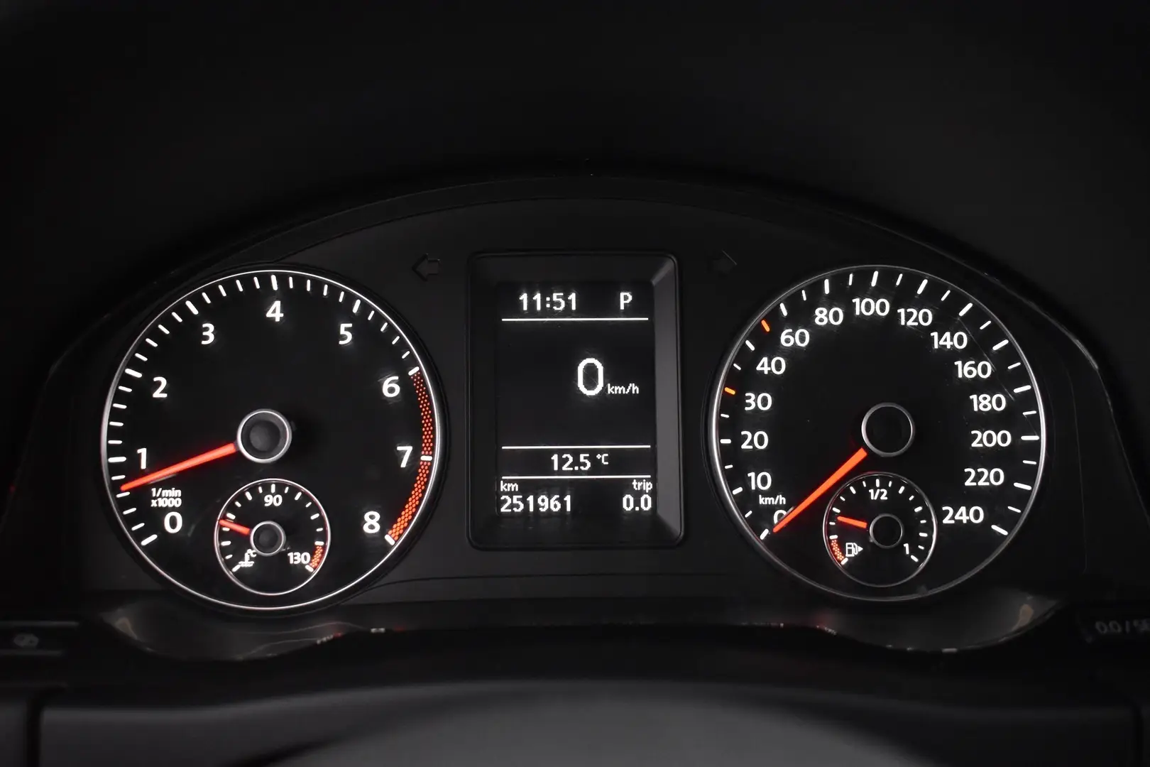 Car Image - 1lLICZA9rEl0kvtzTZv1hy