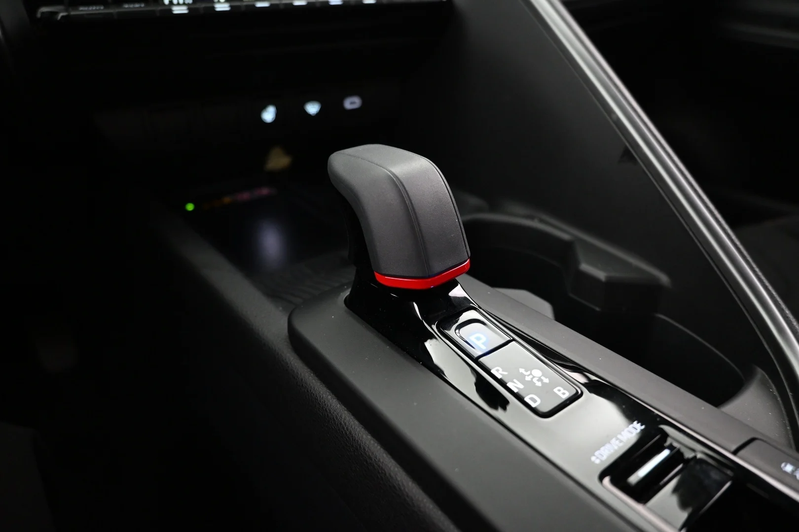 Car Image - 77ZFizg1RZ0BlOlBPSWo7f