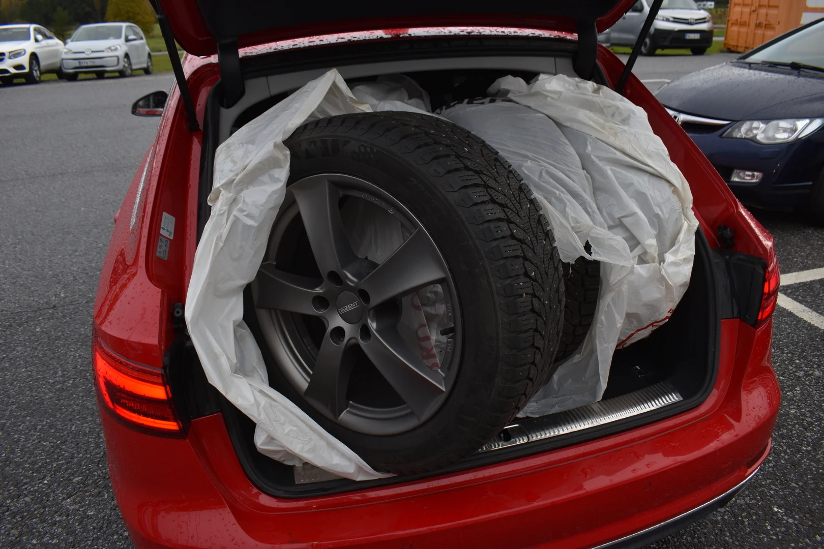 Car Image - 7AgXfXHWIxNjwsflAo7Shj