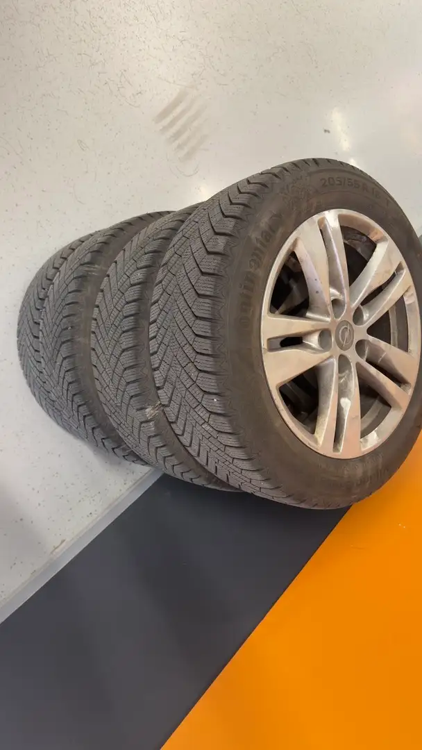 Car Image - 6kLoL5xMDPGquEoicJkhlD