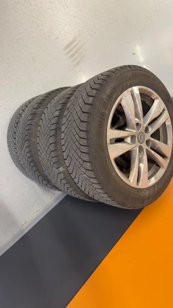 Car Image - 6kLoL5xMDPGquEoicJkhlD