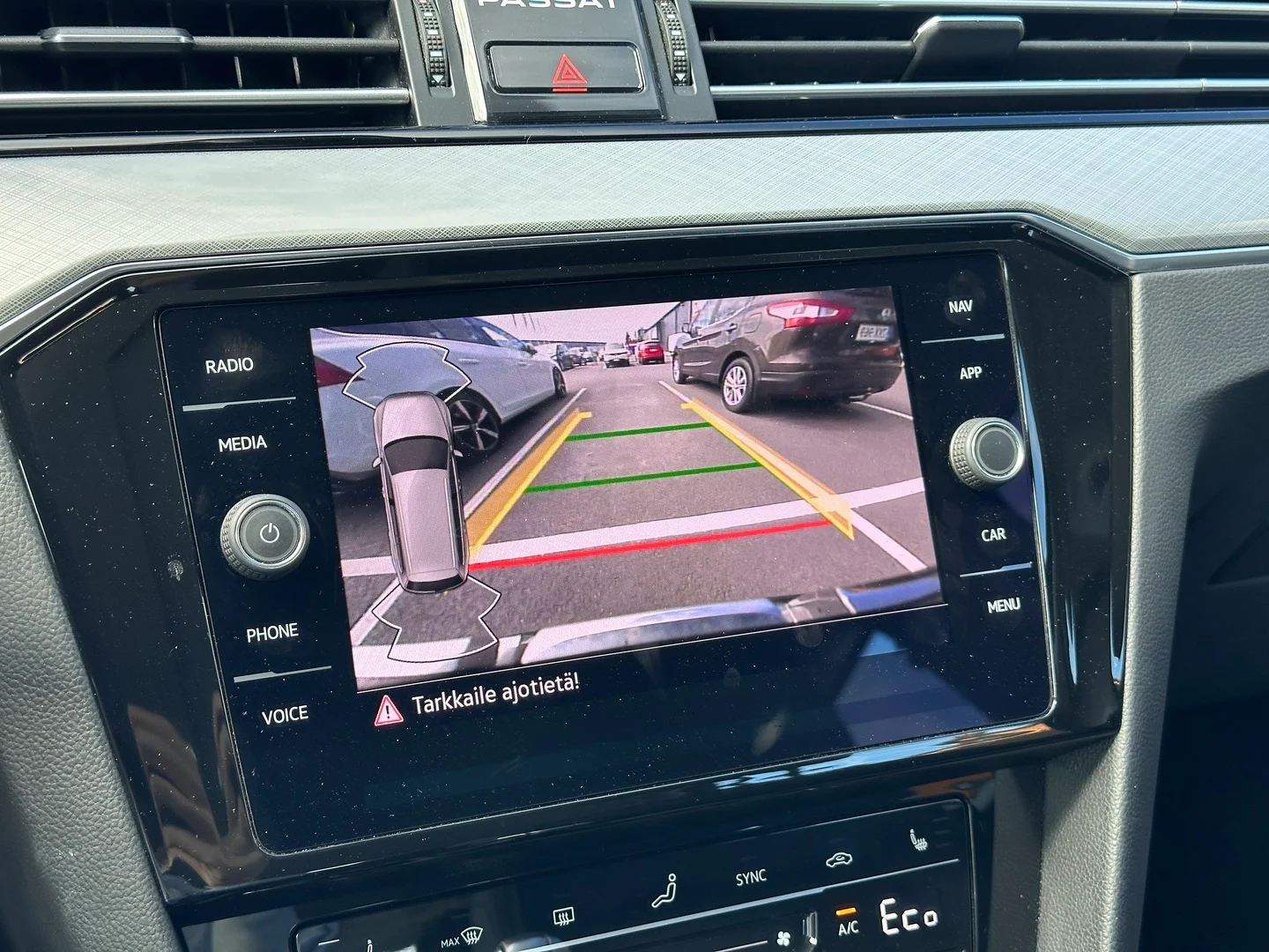 Car Image - 1L1R2rmZ1KcJTbbFkHA8qk
