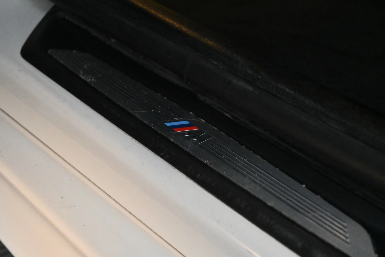 Car Image - 2nJloc3oncsZAq9yz3UApW