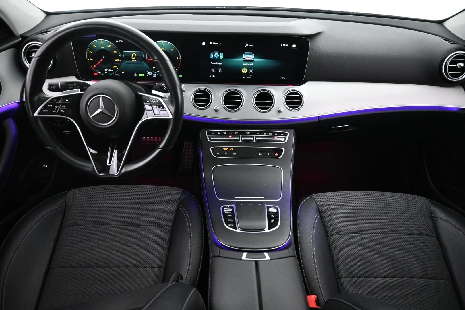 Car Image - 3ShBbBQpWLc8s6zYwTb1UV