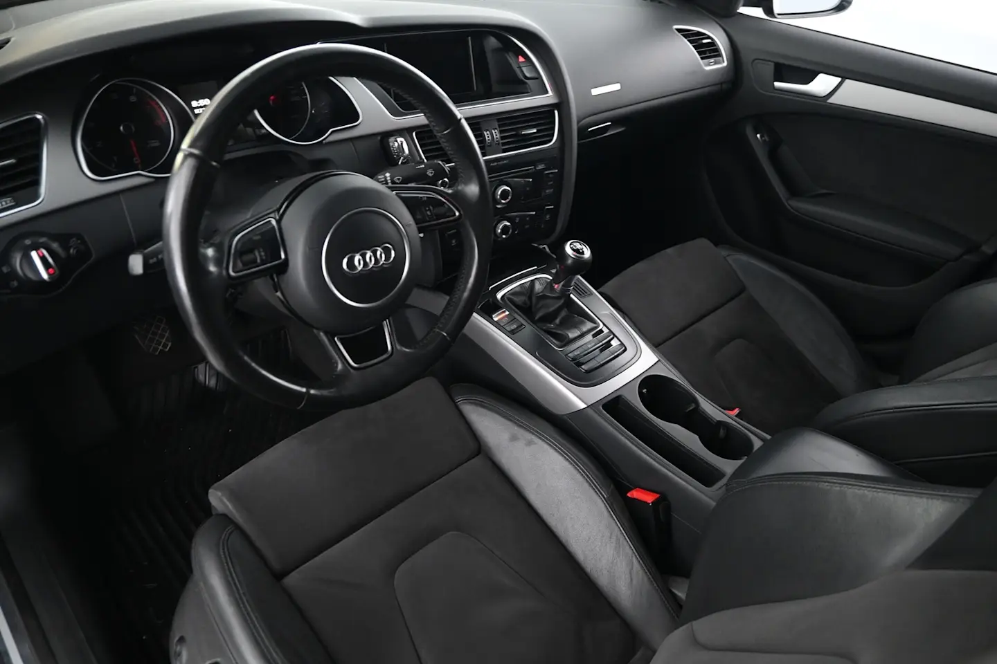 Car Image - 7KTiwod0CILnbFhfe3of72