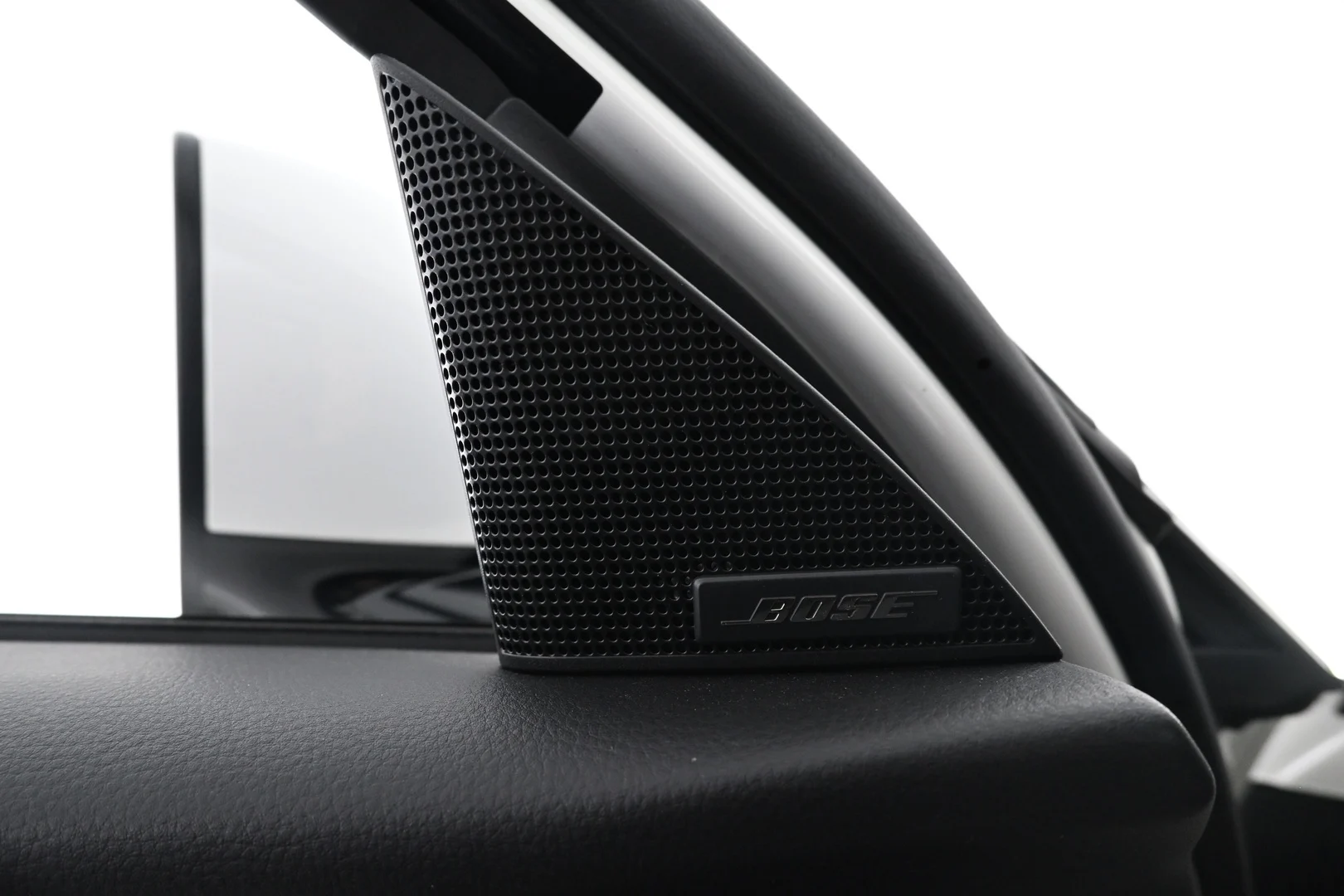 Car Image - undhtycCcdVDyB3YbJDr5
