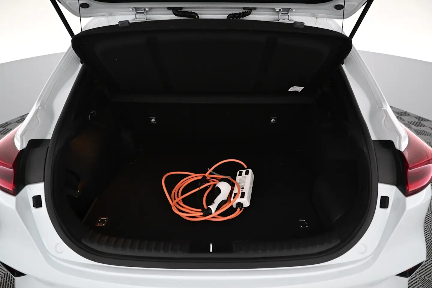 Car Image - 6YkOw5fBhf5sovh5f4n5gE
