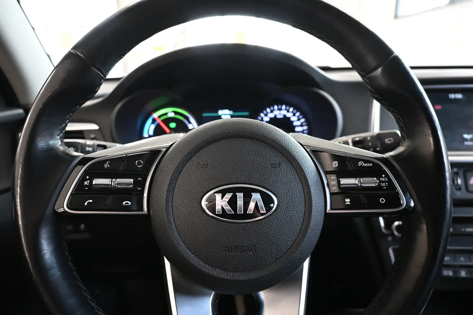 Car Image - 2dRTpn3vSkmP1BWuKqeXgV
