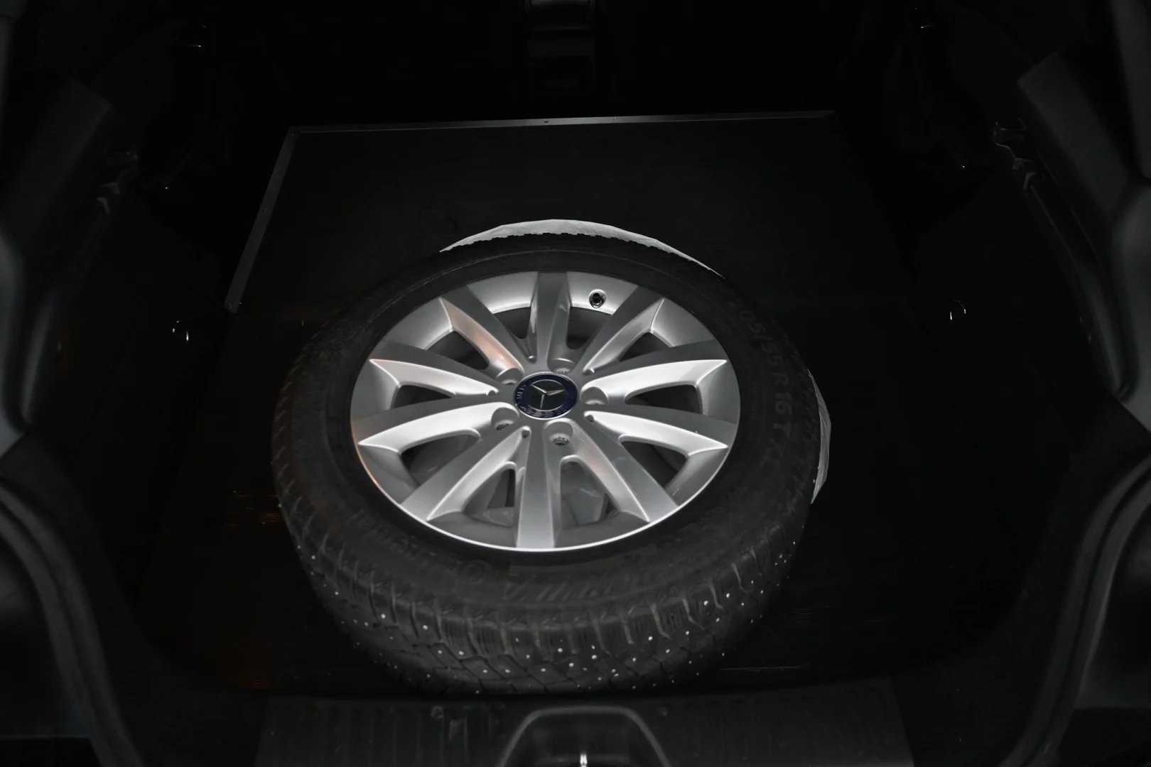 Car Image - 3VxPfisuCeFbwjtZDllHIx