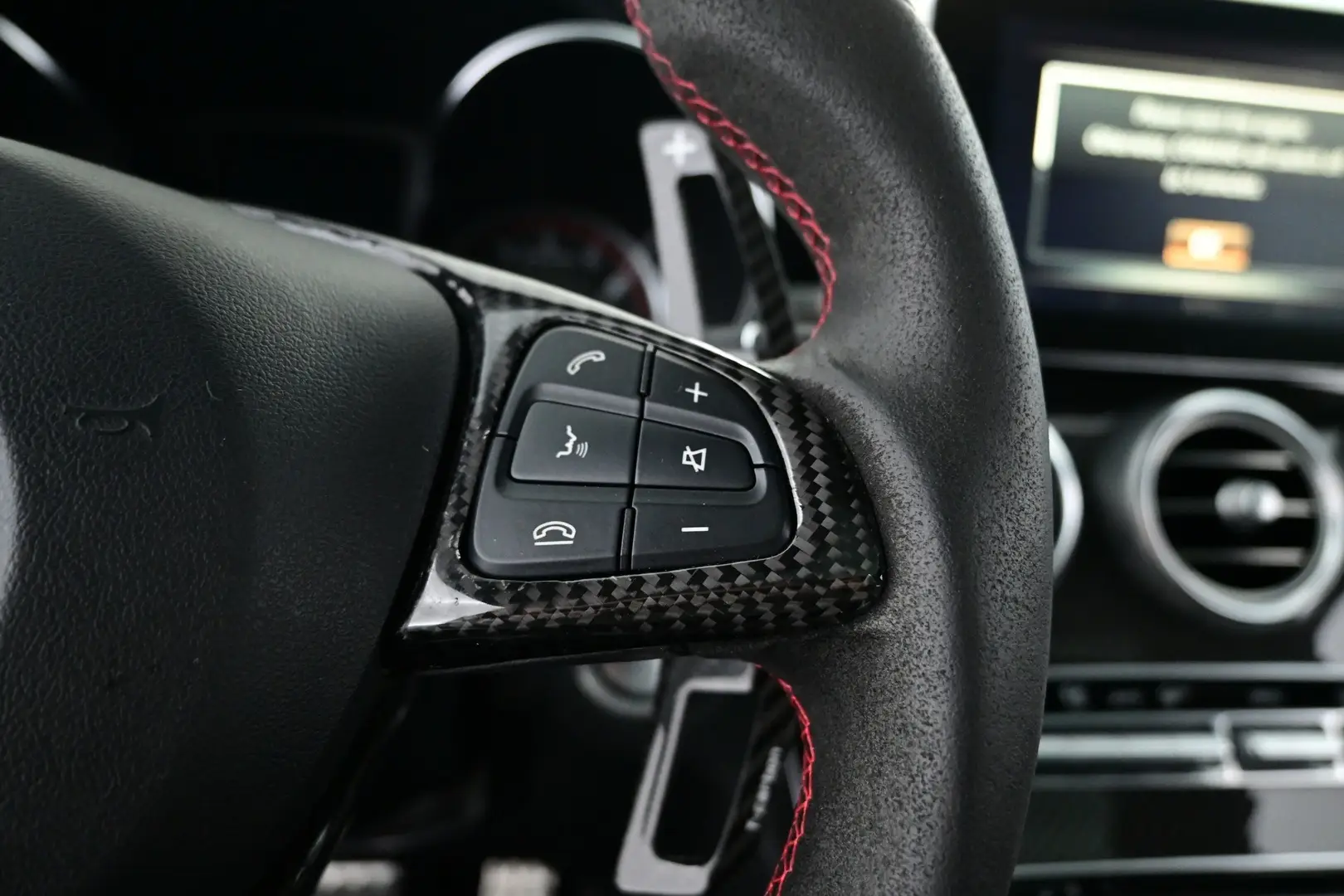 Car Image - 5UtzowFls2S3QdHfGVndjF