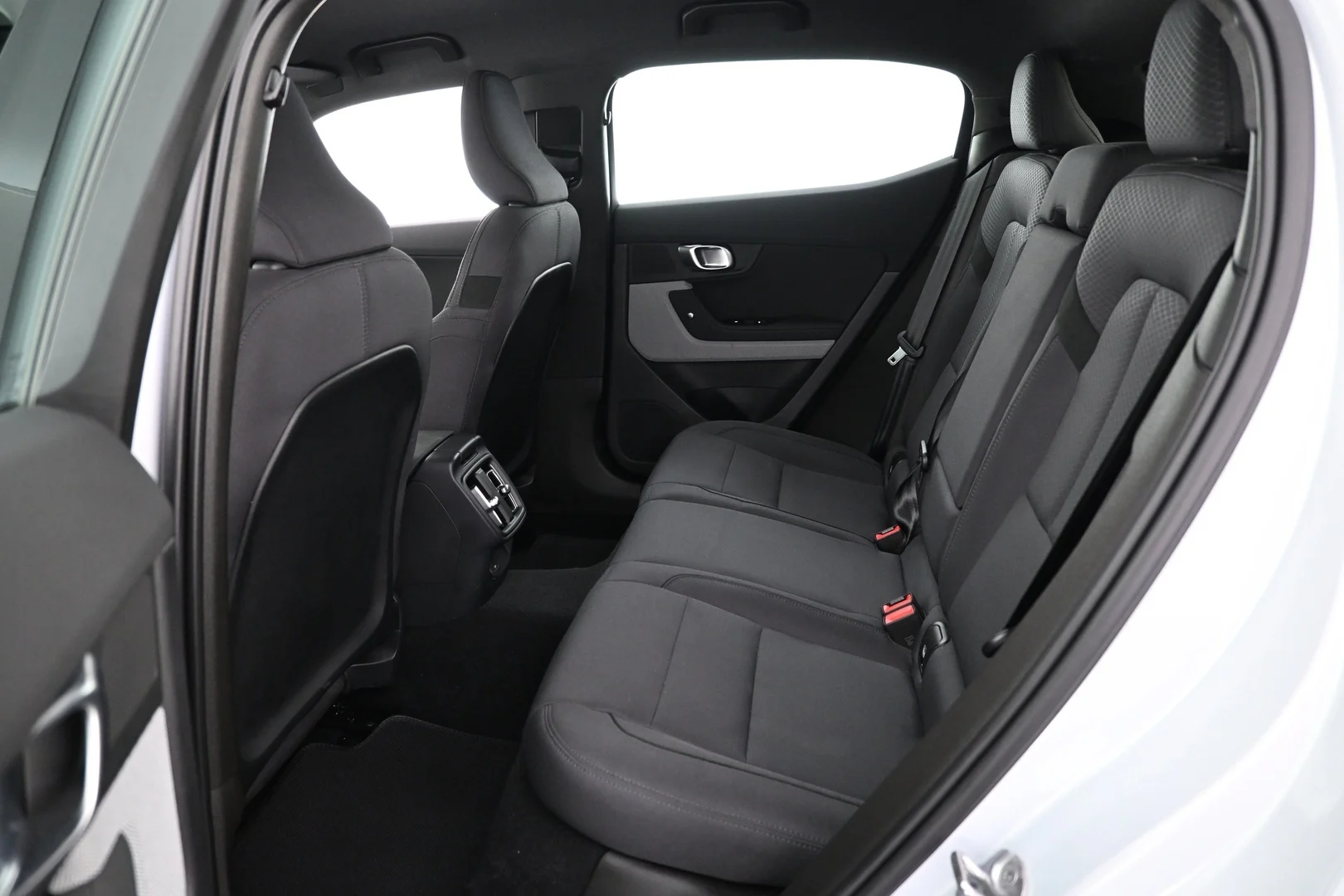 Car Image - 46AwKA8t9KGVoXz2Pg3vbY