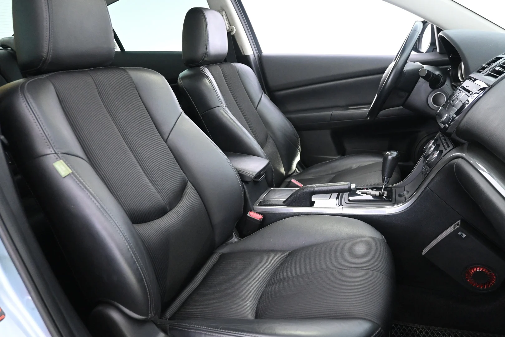 Car Image - 3D1HtpktqhJsjWaR3q4NGN