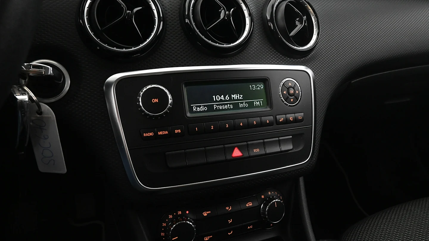 Car Image - 13DKLBfdGVJIjKouFkIudj