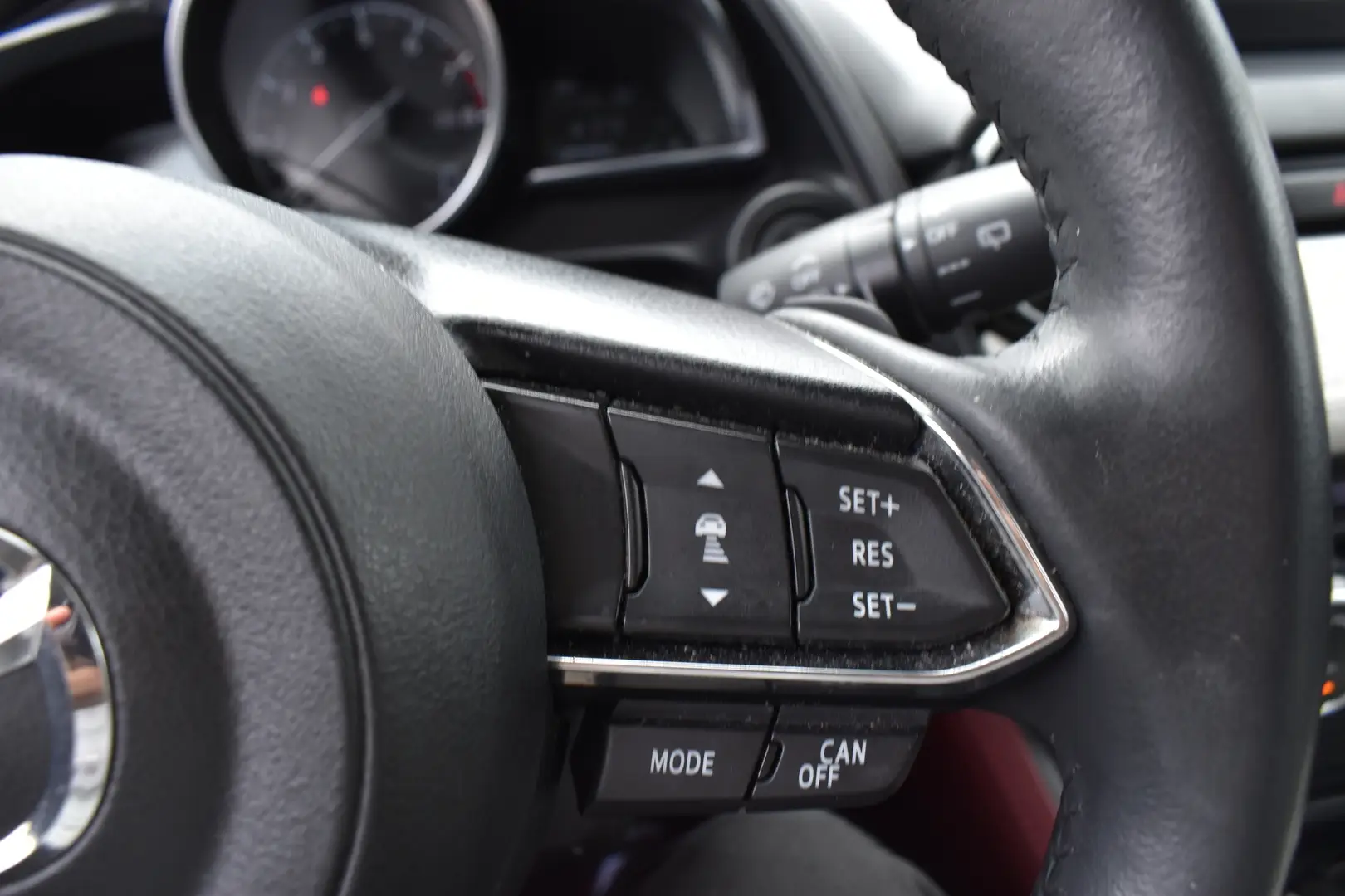Car Image - 7CT8sakfx6wQki5Lsbk1hq