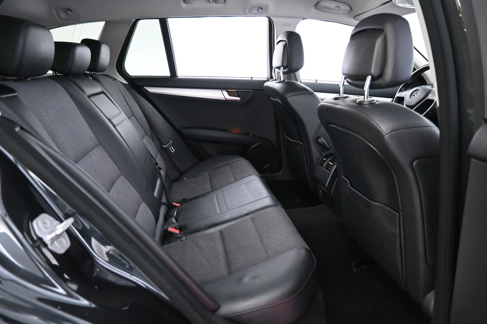 Car Image - 4J4ic9ndNA8BPlkPSetw9P