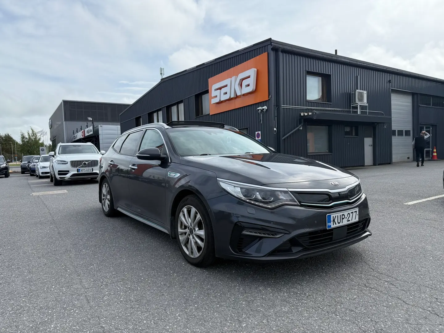 Car Image - 2iKhYbbW1Hu2n5Qz9ydLwJ