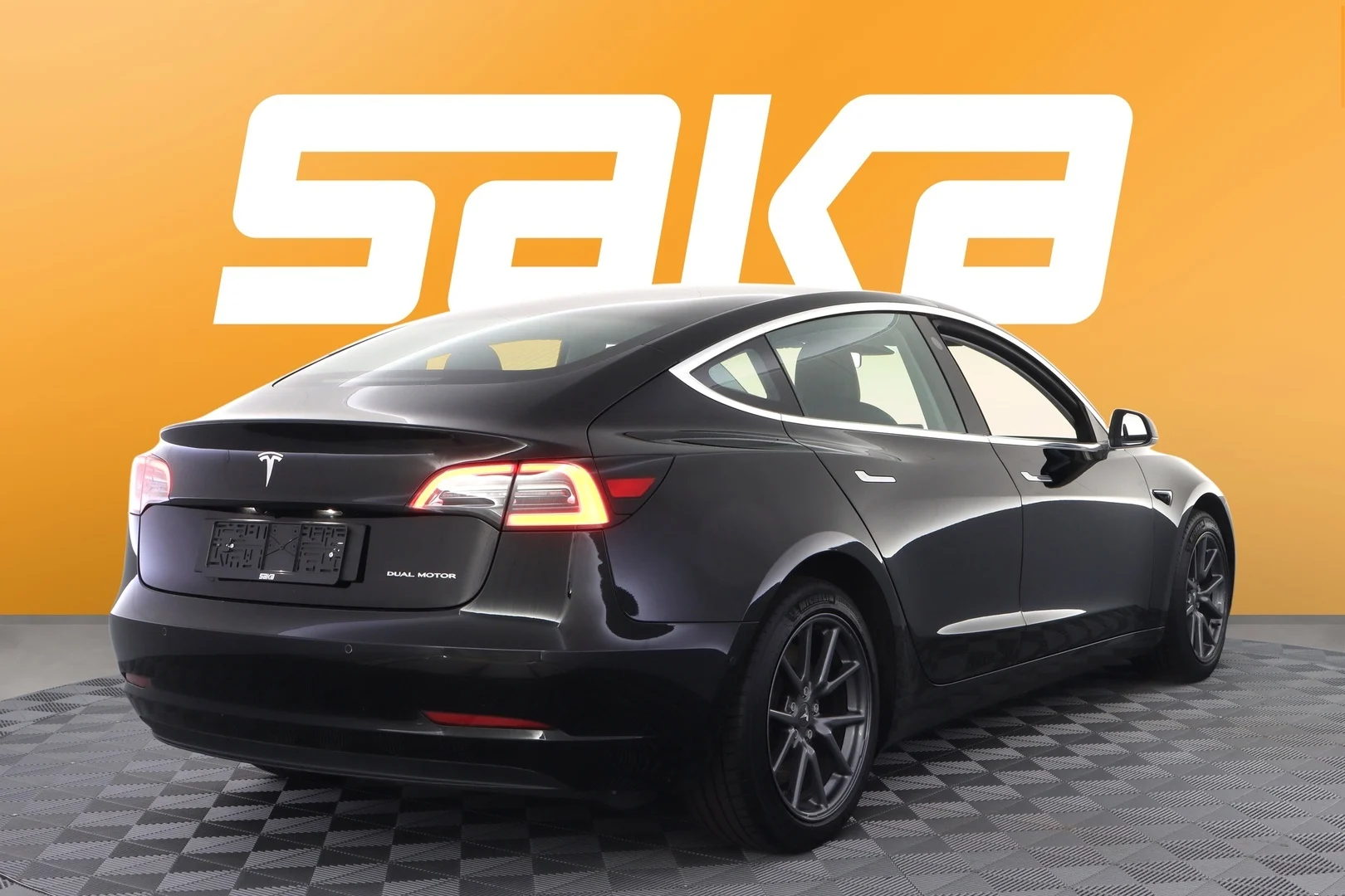 Car Image - 4xH3UEEFbiyShmF2sI12MD