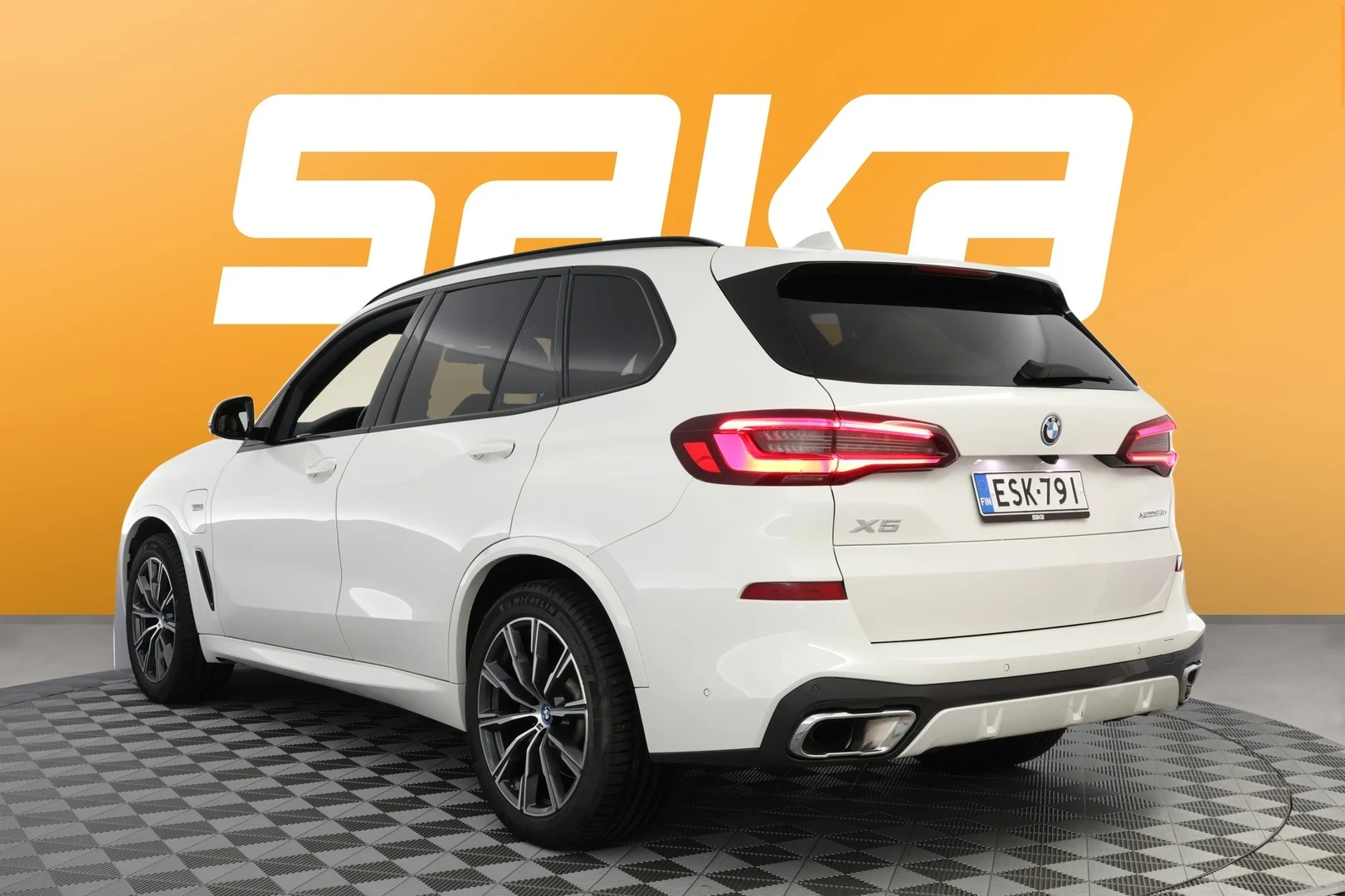 Car Image - 709qC01qp5kqgLDqf8vMru