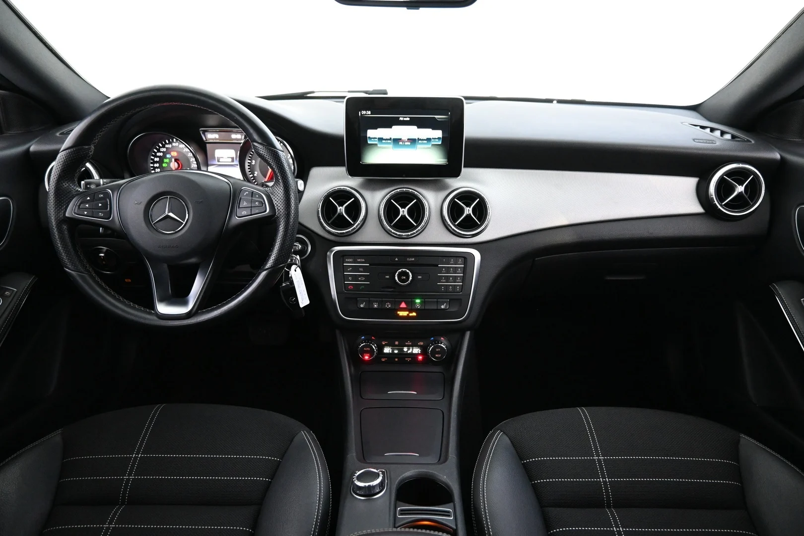 Car Image - 7na0F1B3BPEX4jAKqndrE5