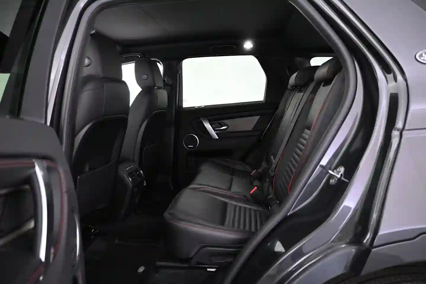 Car Image - 1HHY7jb22lndT181N4YQOY